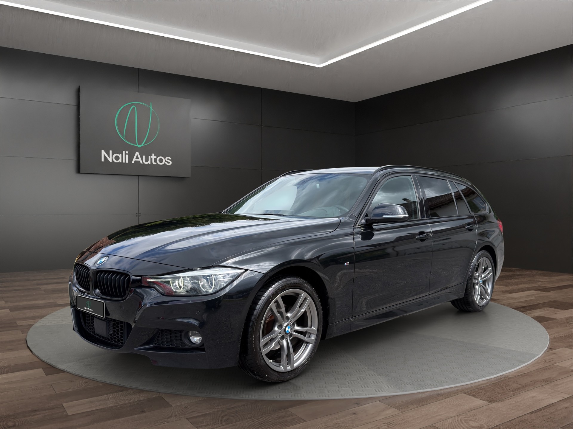 BMW 320i xDrive Touring M Sport Steptronic