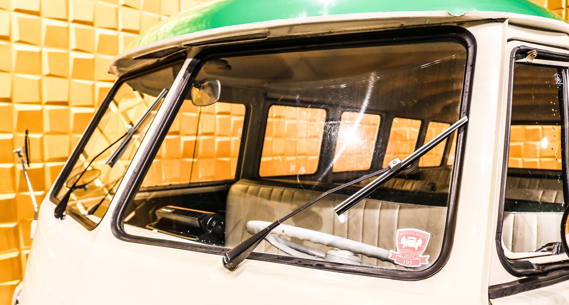 VW T1 Combi Brasil-image-10