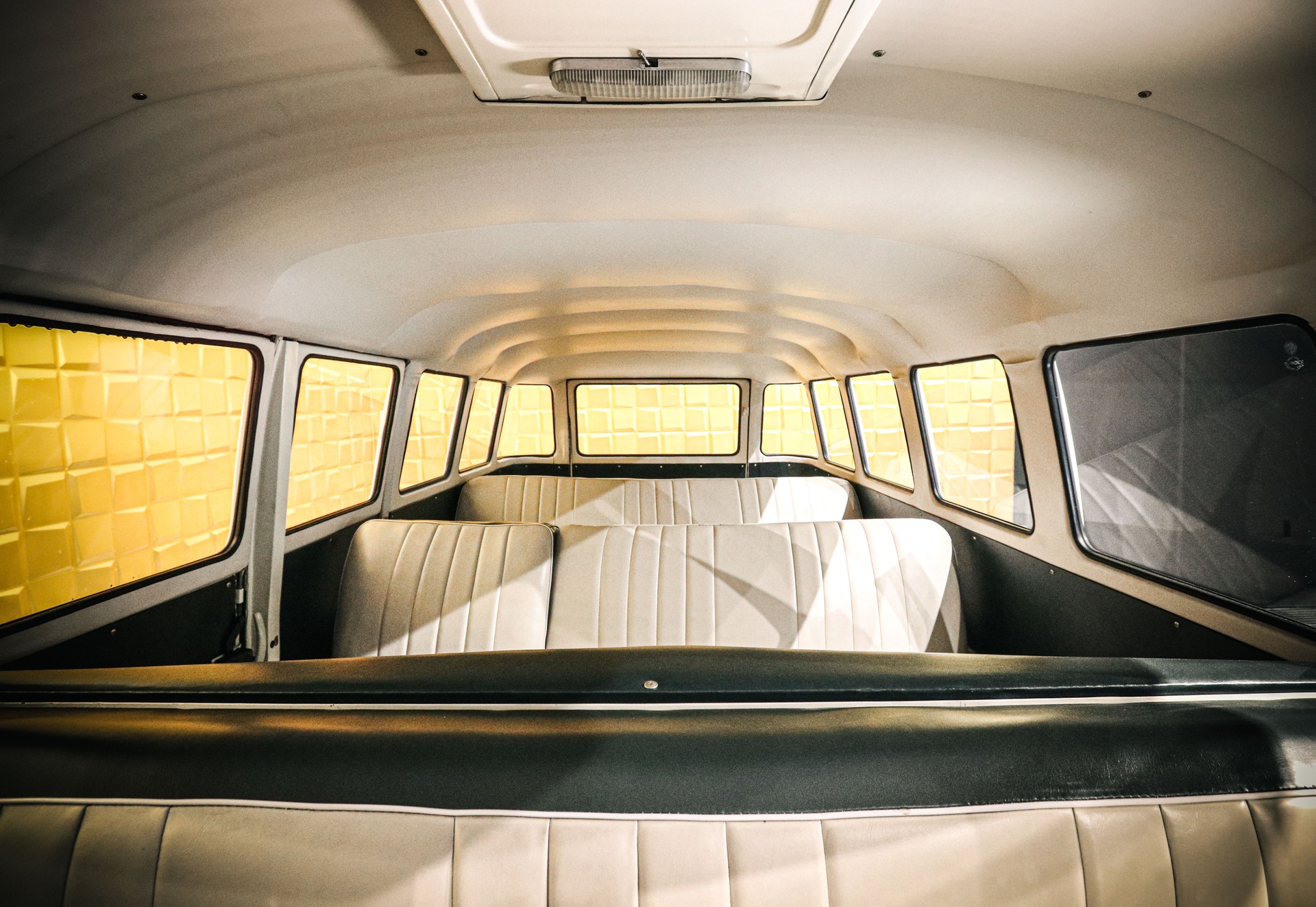 VW T1 Combi Brasil-image-14