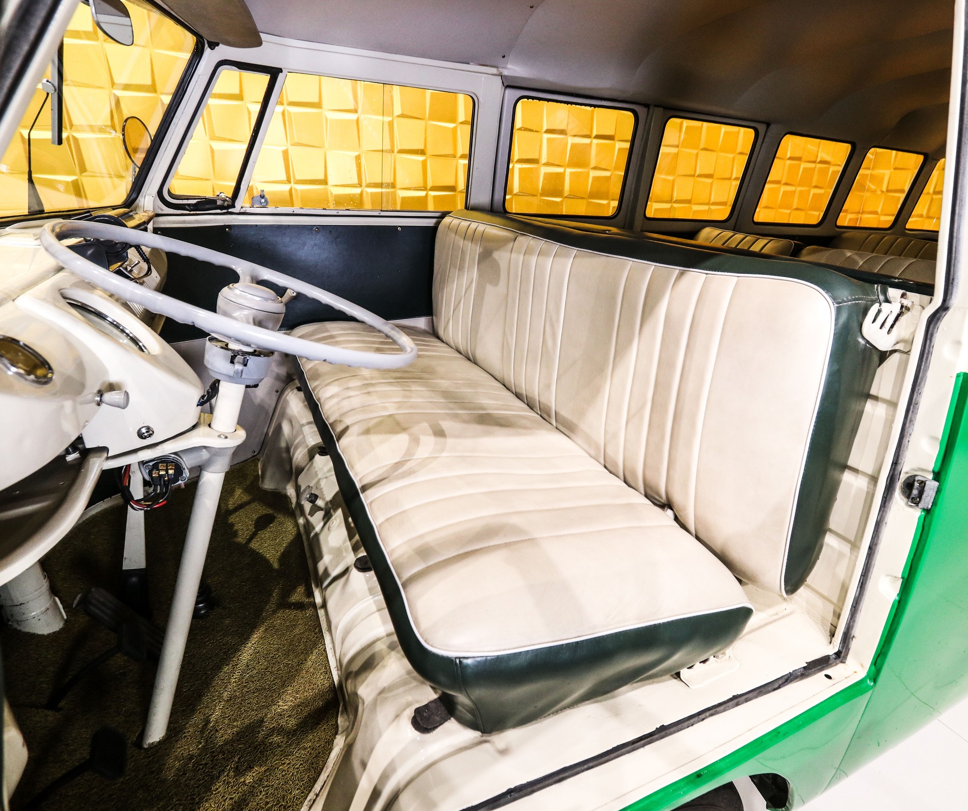 VW T1 Combi Brasil-image-13