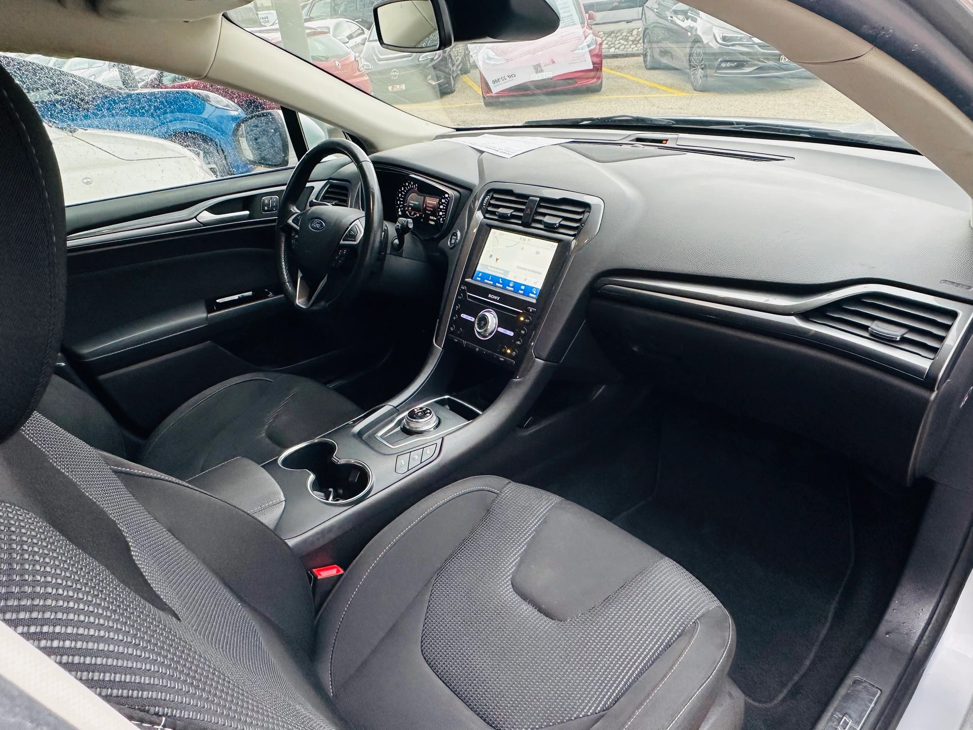 FORD Mondeo 2.0 TDCi Titanium Automatik-image-9