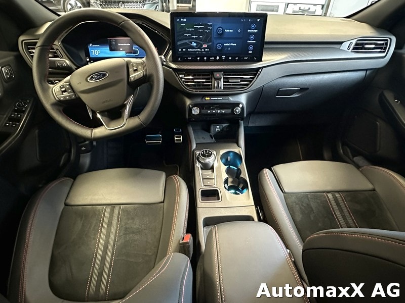FORD Kuga 2.5 Plug-in Hybrid ST-Line X-image-11