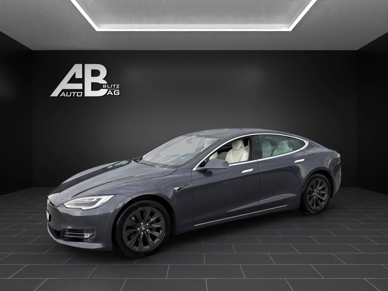 TESLA Model S 75 D 4x4 mit 525 PS-showroom-element-1