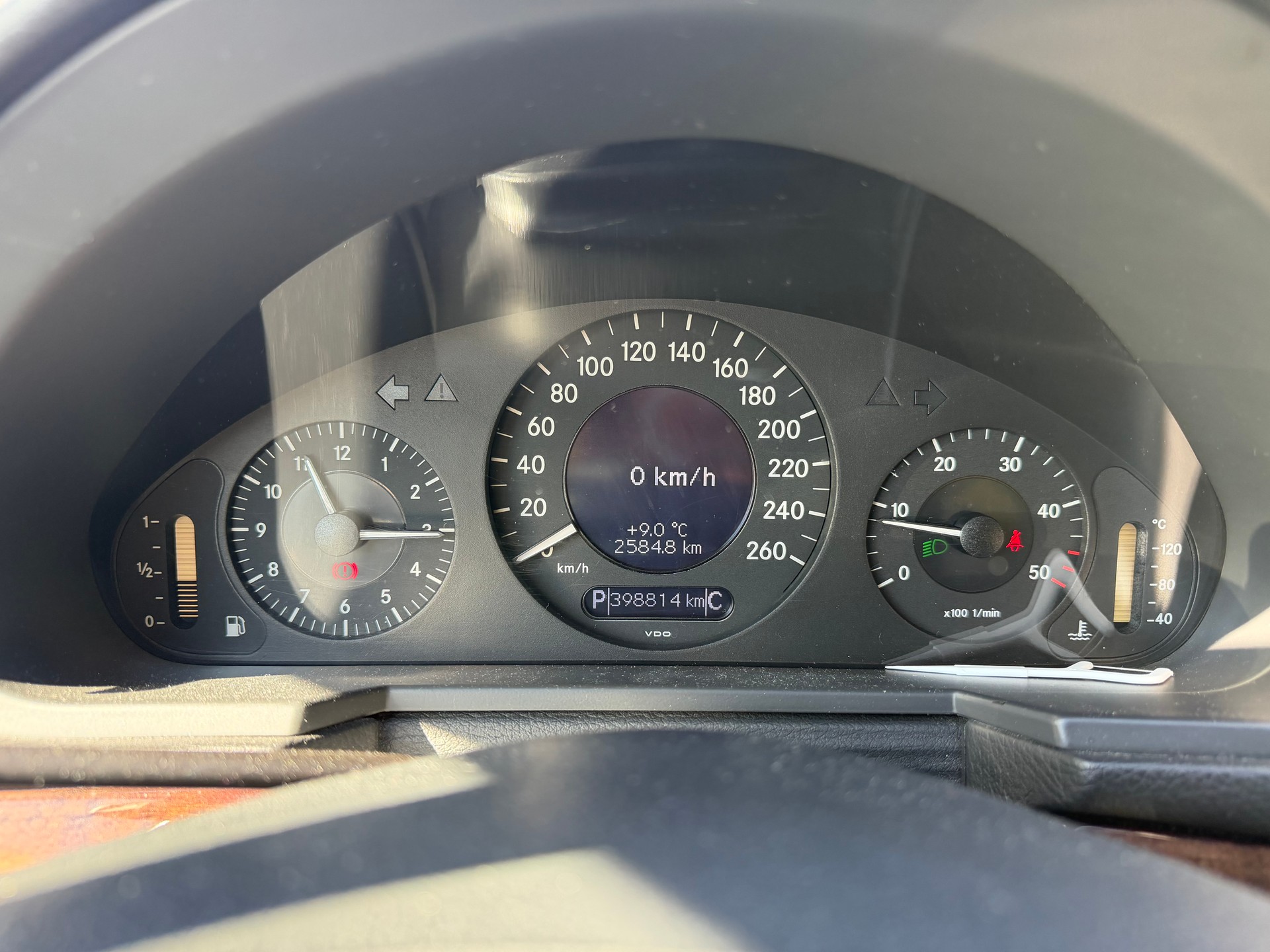 MERCEDES-BENZ E 280 CDI Elégance Automatic-image-10