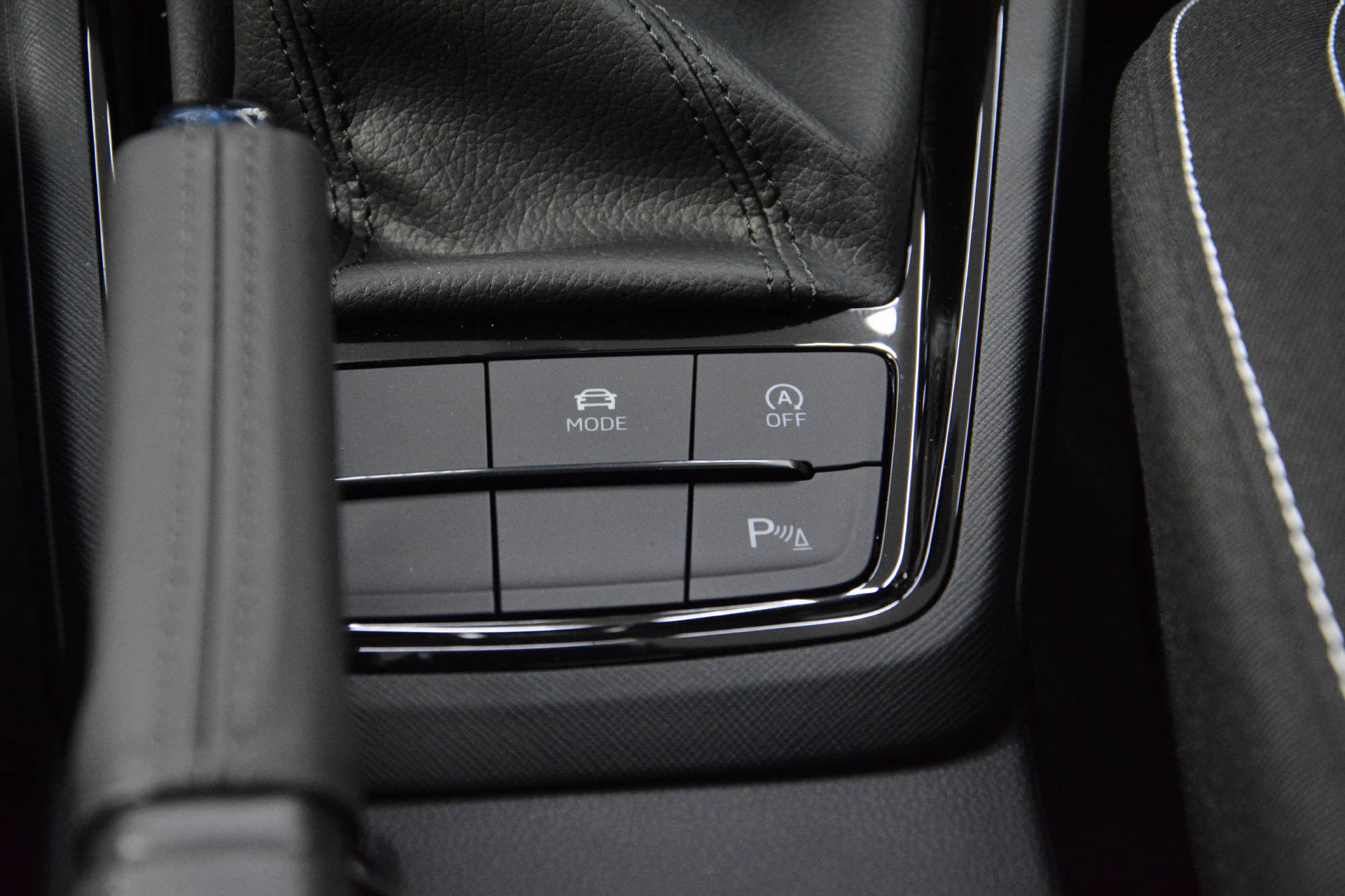 SKODA Scala 1.5 TSI Monte Carlo DSG-image-16