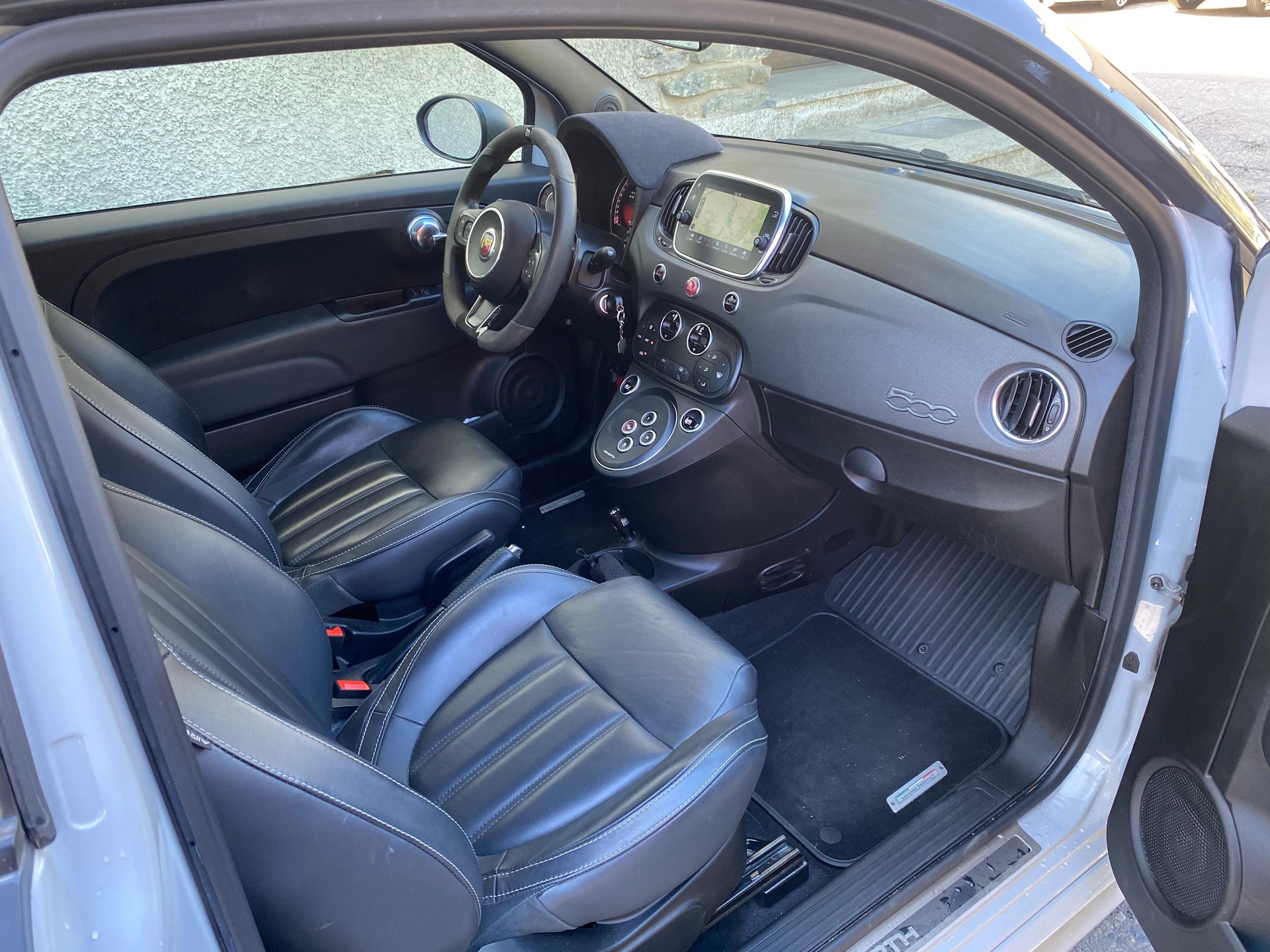 FIAT 595 Abarth 1.4 T-Jet 180 Competizione-image-8