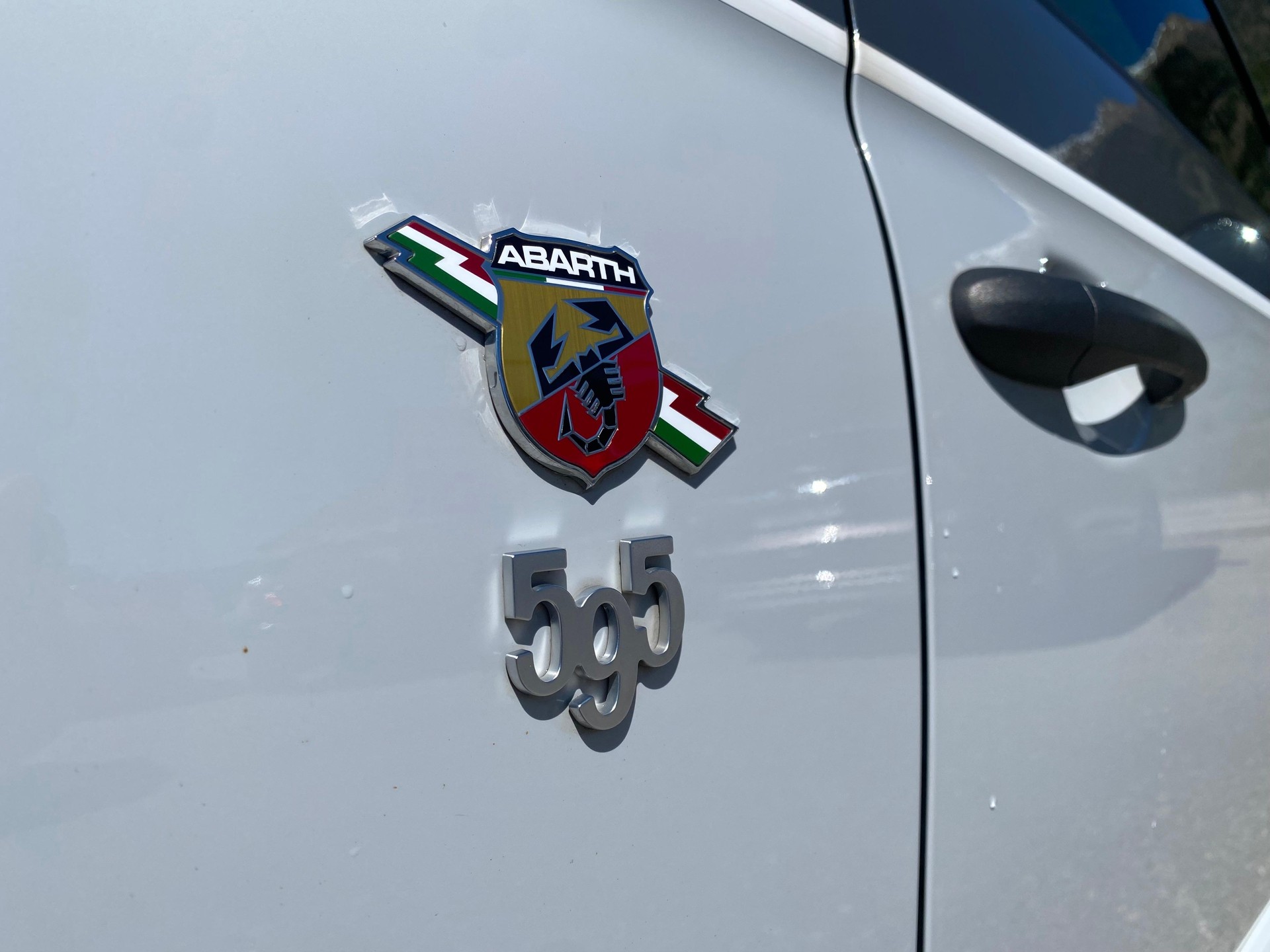 FIAT 595 Abarth 1.4 T-Jet 180 Competizione-image-12