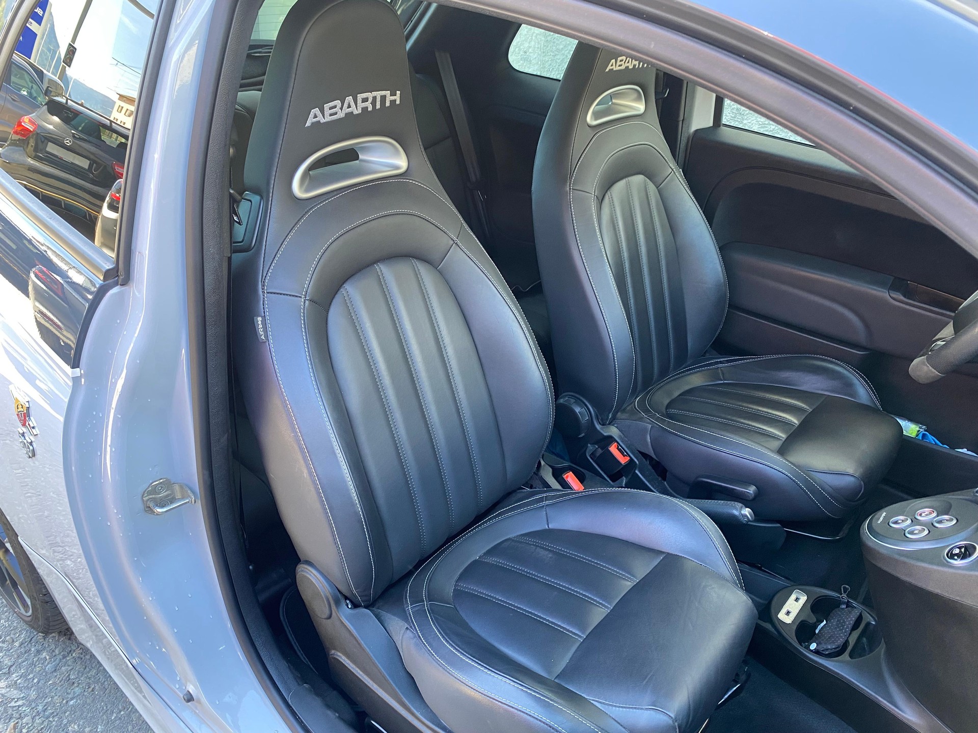 FIAT 595 Abarth 1.4 T-Jet 180 Competizione-image-5