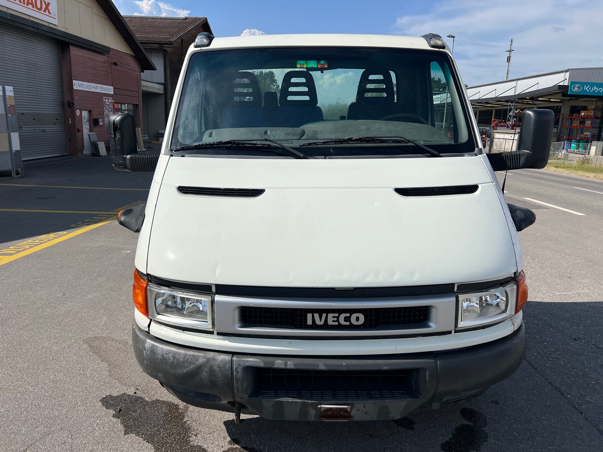 IVECO 35C15 2.8 Diesel Euro3 Châssis cabine-image-4