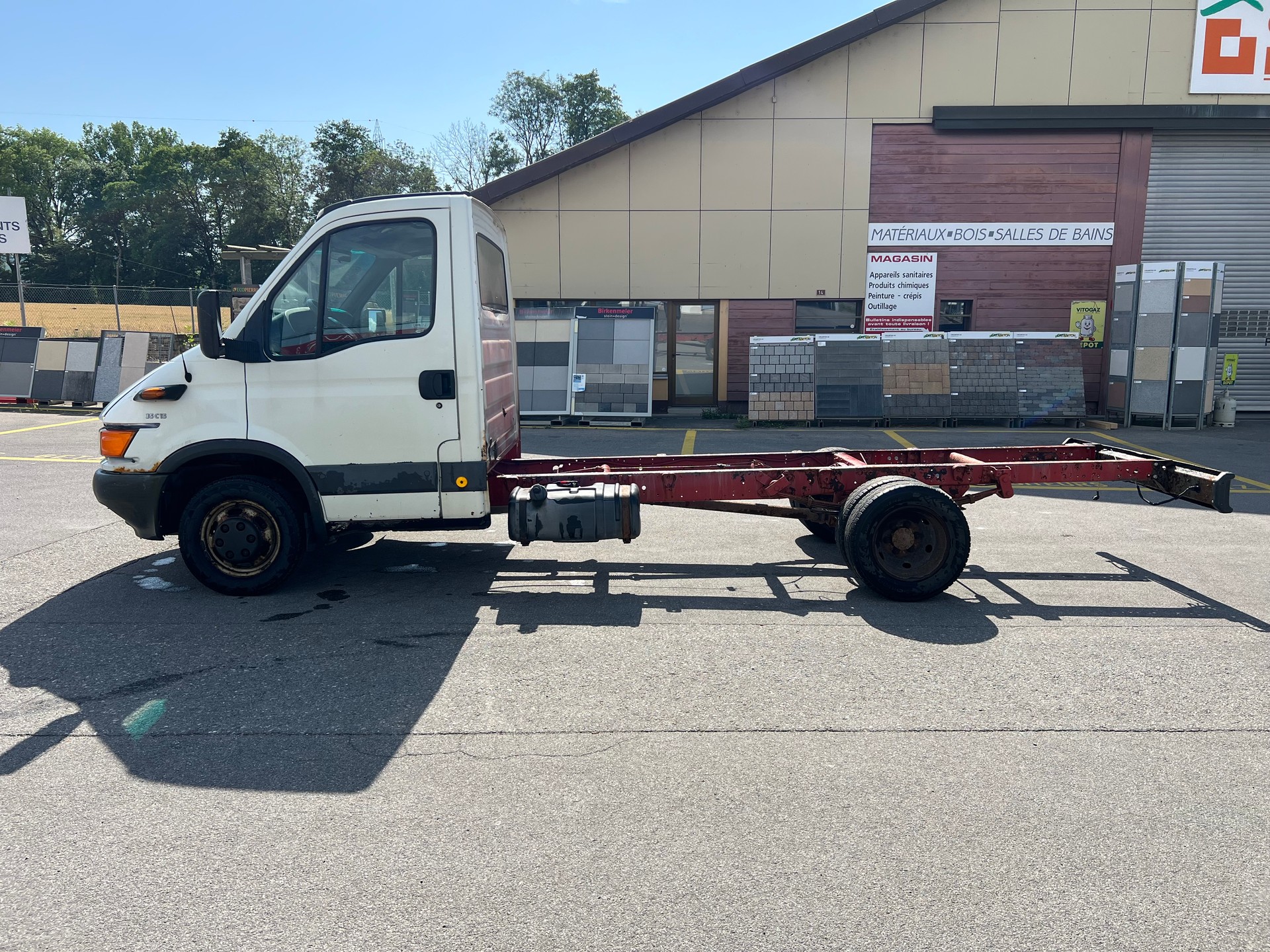 IVECO 35C15 2.8 Diesel Euro3 Châssis cabine-image-6