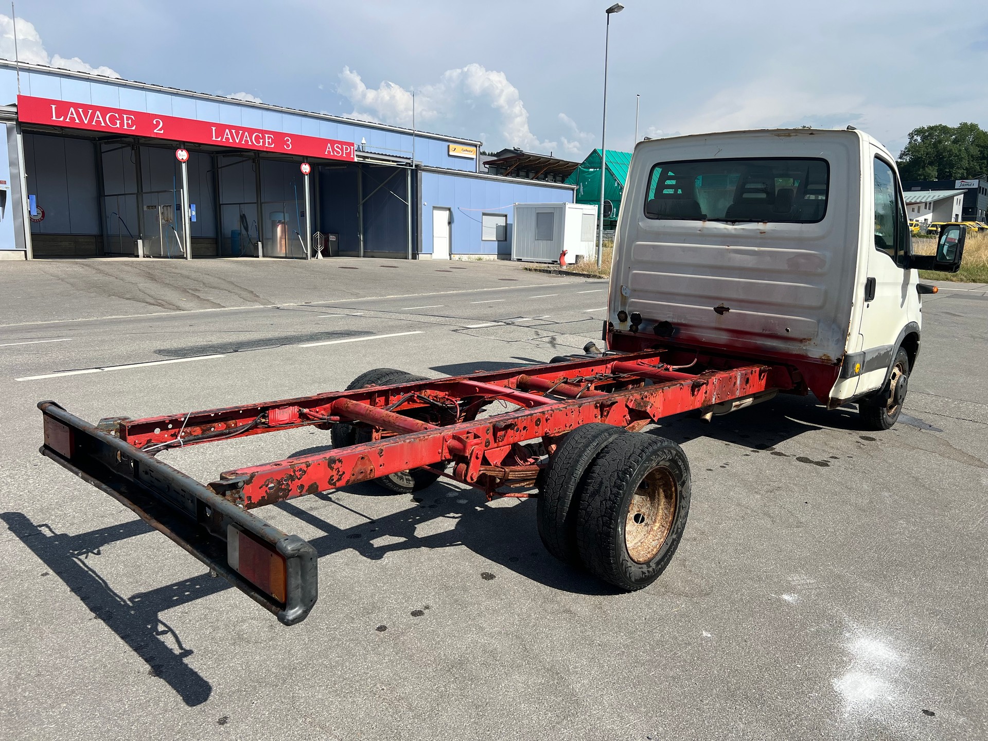 IVECO 35C15 2.8 Diesel Euro3 Châssis cabine-image-3
