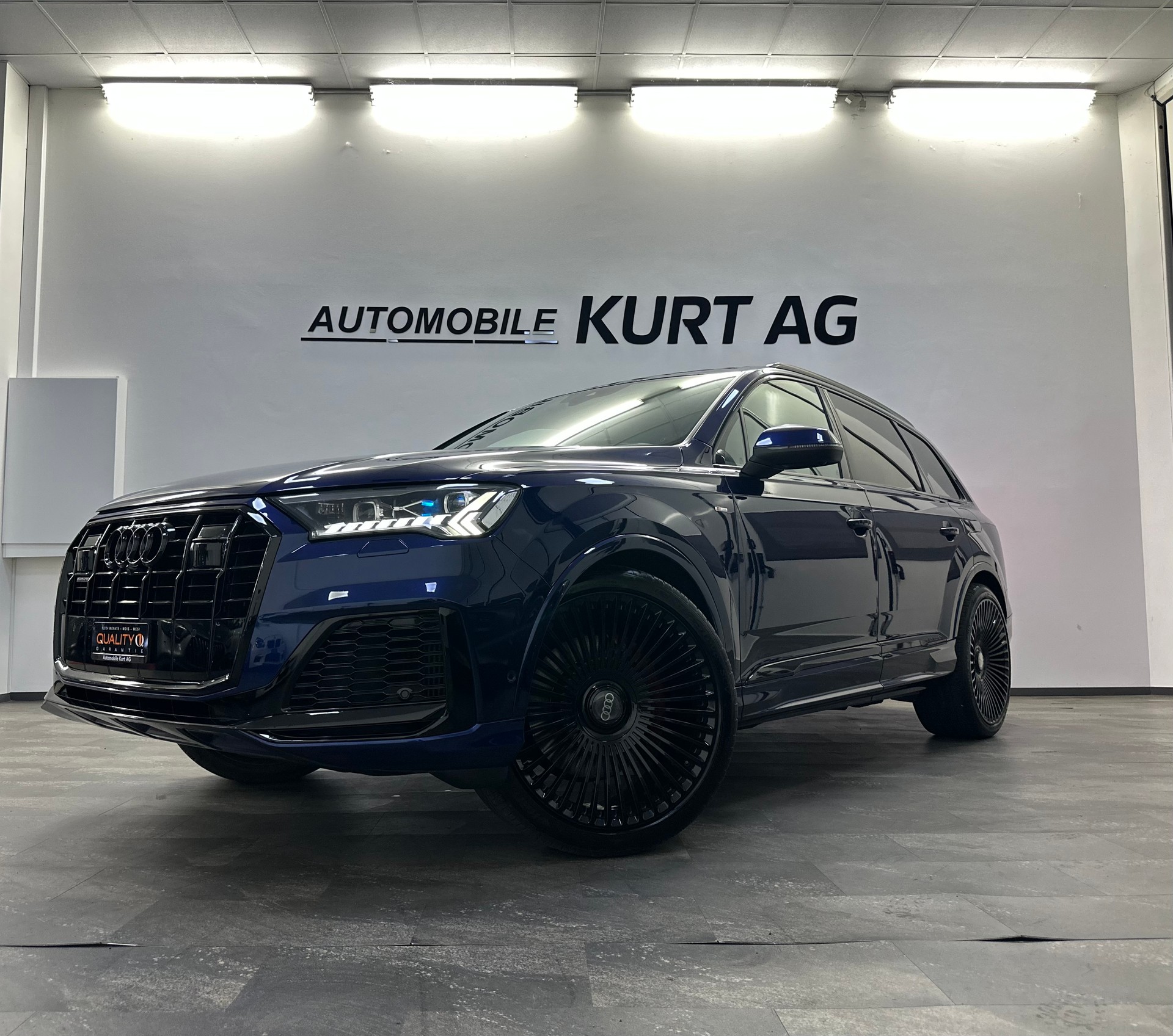 AUDI Q7 55 TFSI e quattro PHEV S line tiptronic-showroom-element-2