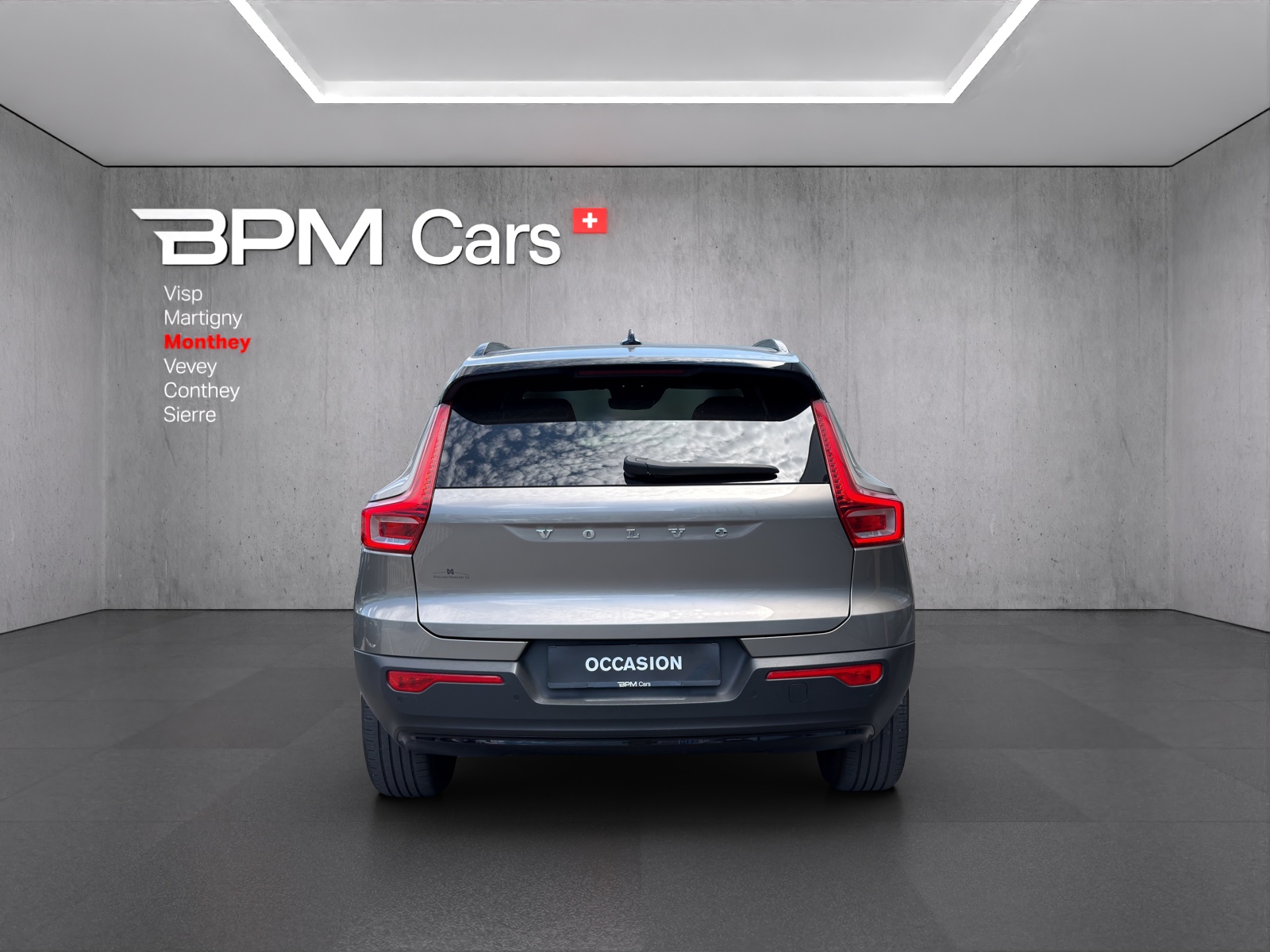 VOLVO XC40 T3 R-Design Geartronic-image-4