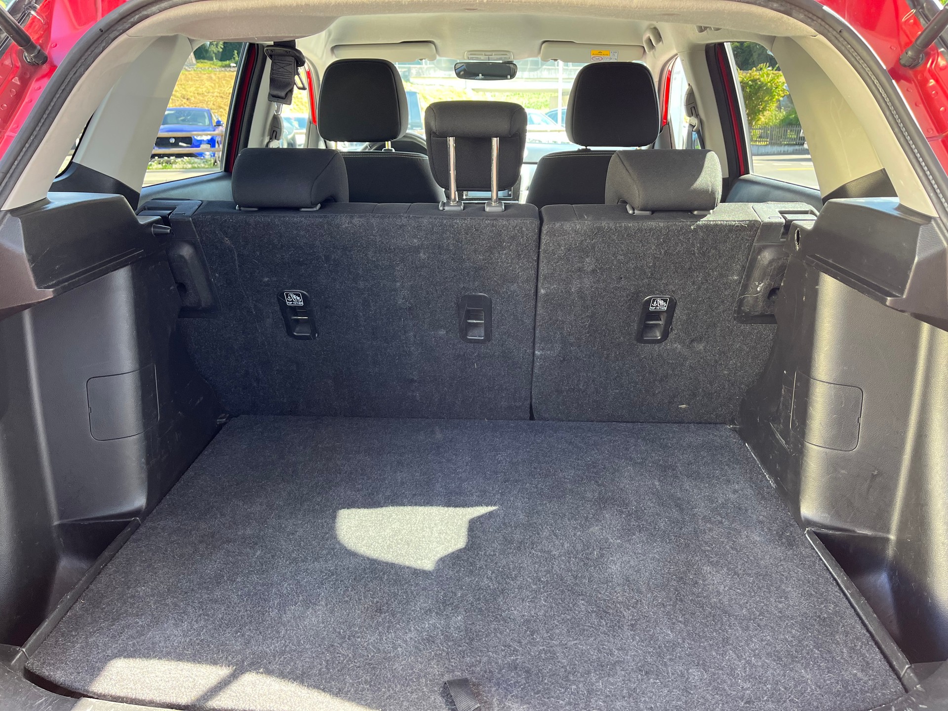 SUZUKI Vitara 1.6 TD Compact+-image-9