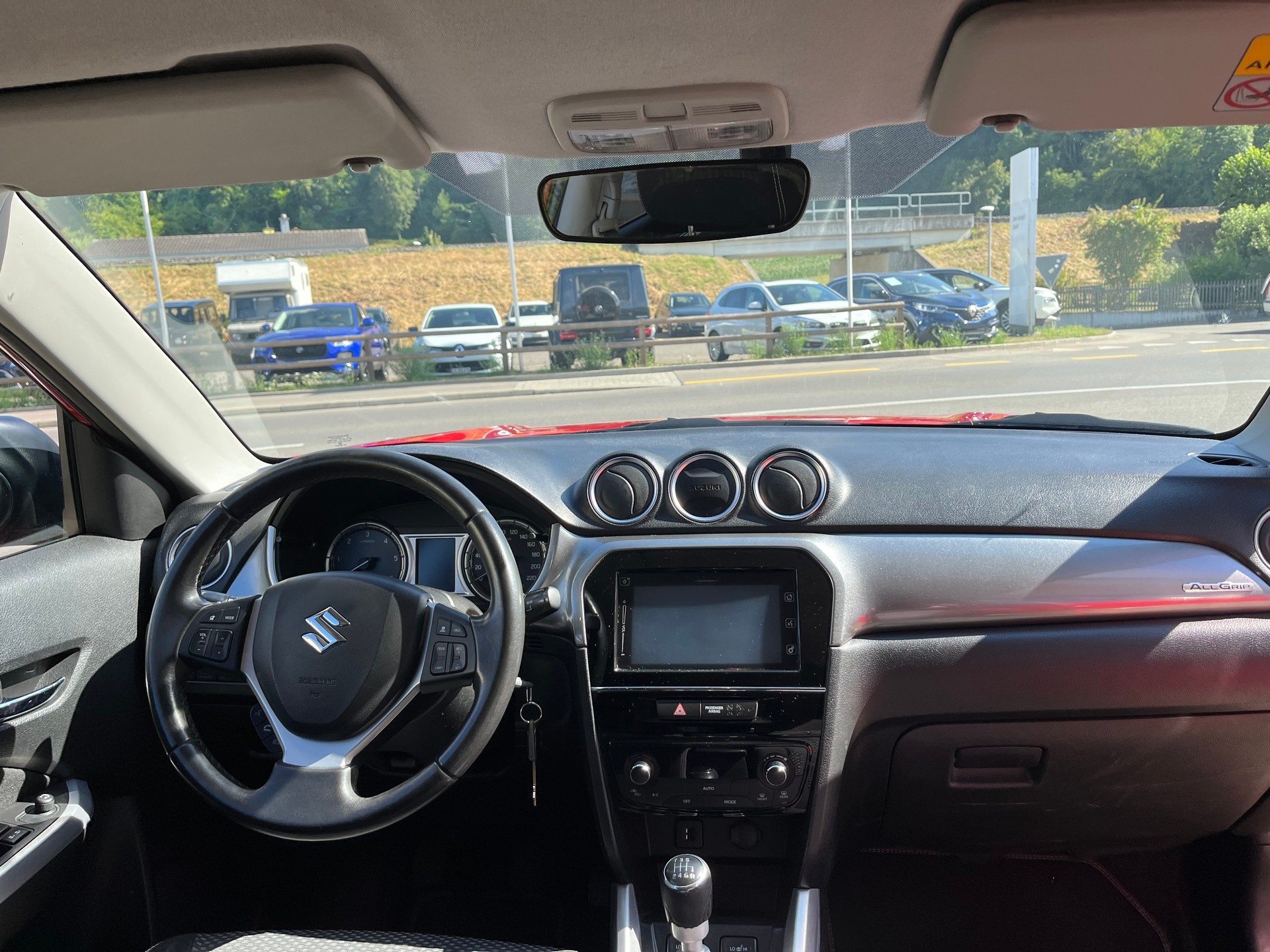 SUZUKI Vitara 1.6 TD Compact+-image-4