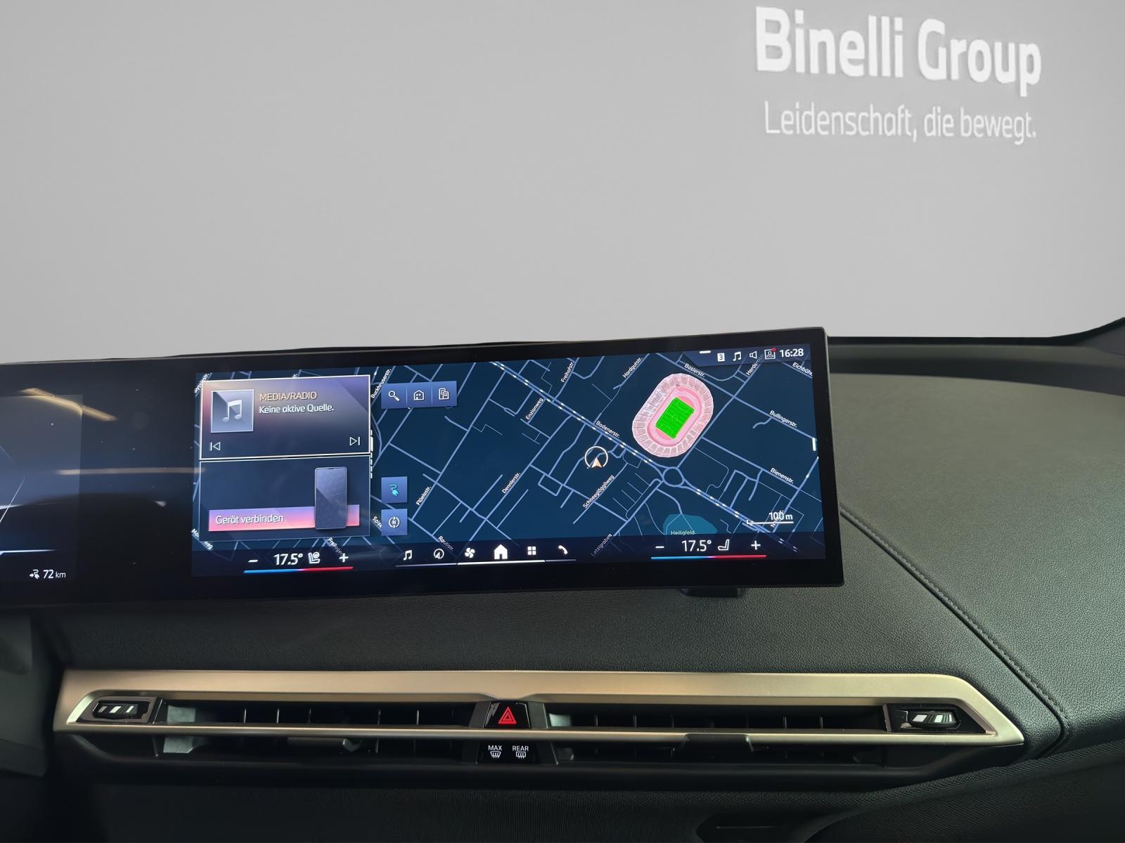 BMW iX xDrive50 SportPaket-image-15
