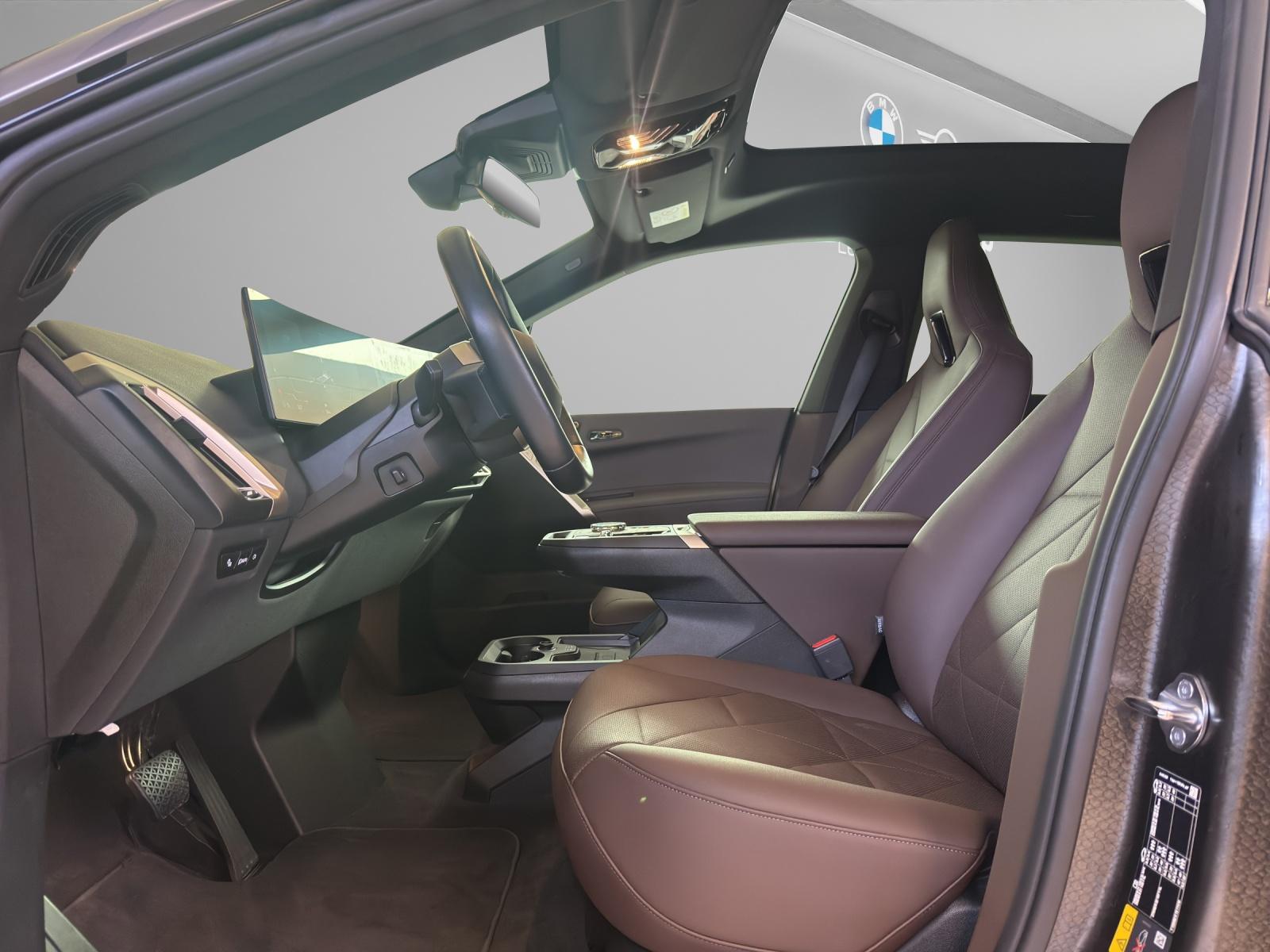 BMW iX xDrive50 SportPaket-image-11