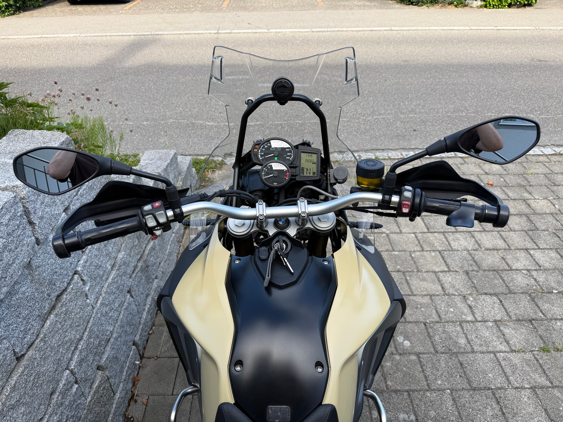 BMW F 800 GS Adventure ABS-image-1