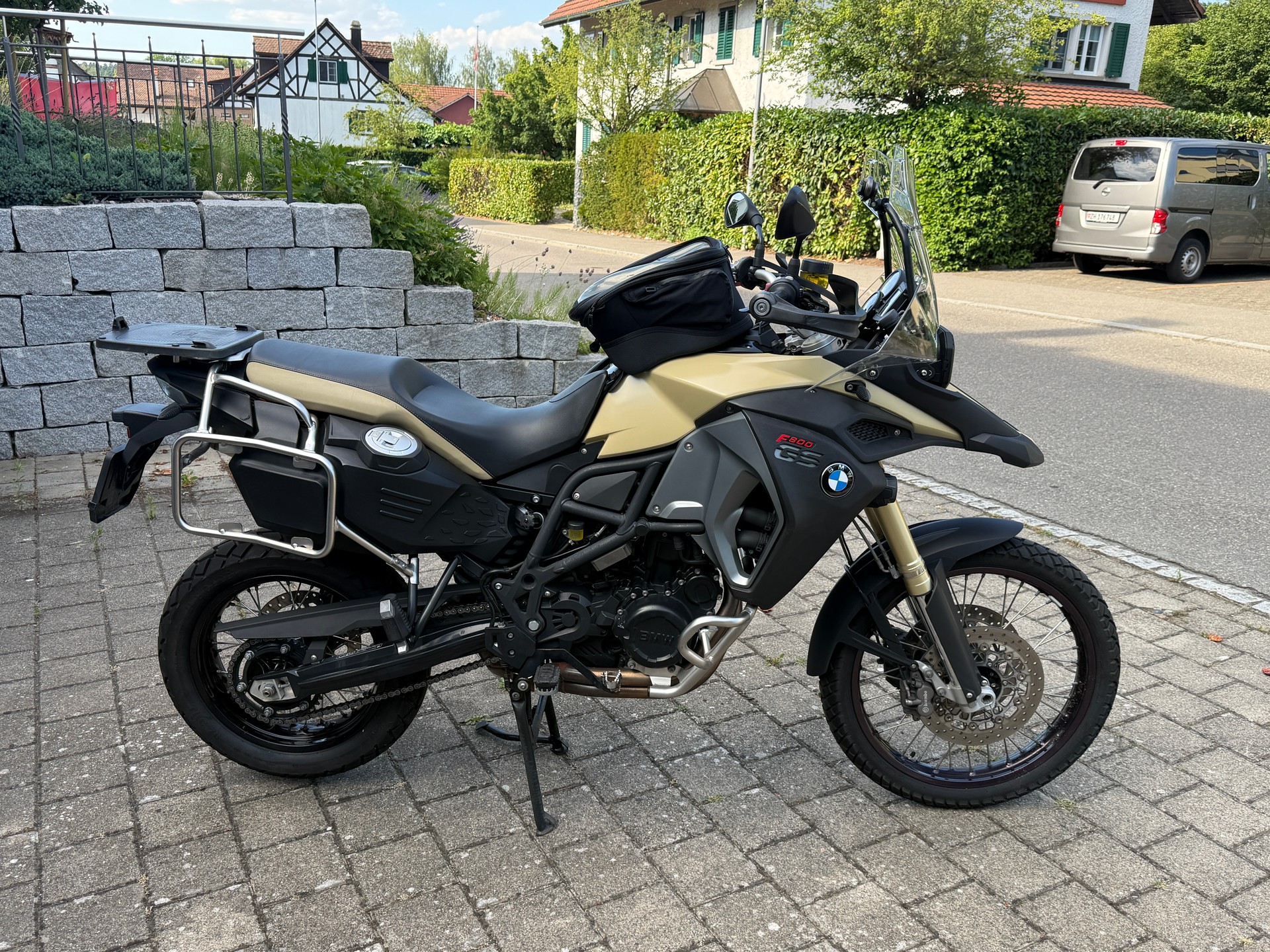 BMW F 800 GS Adventure ABS-image-4