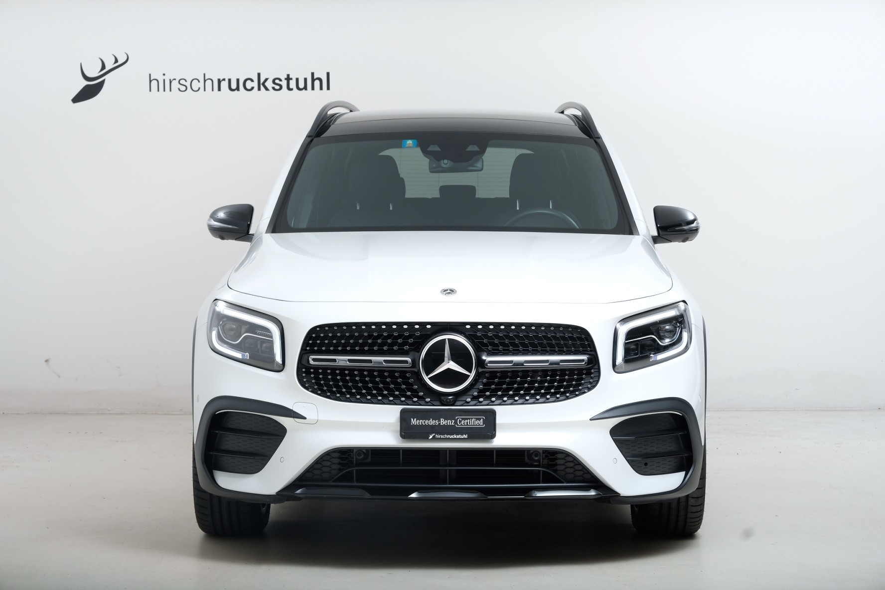 MERCEDES-BENZ GLB 250 4Matic AMG Line 8G-Tronic-showroom-element-1