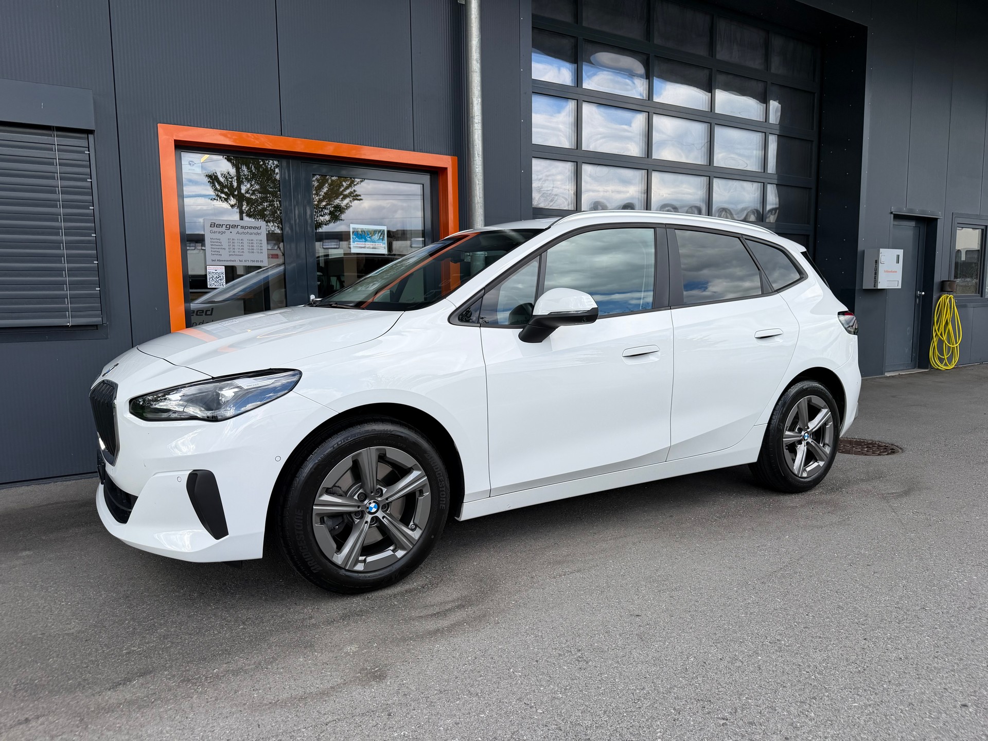 BMW 223d Active Tourer xDrive DKG-image-9