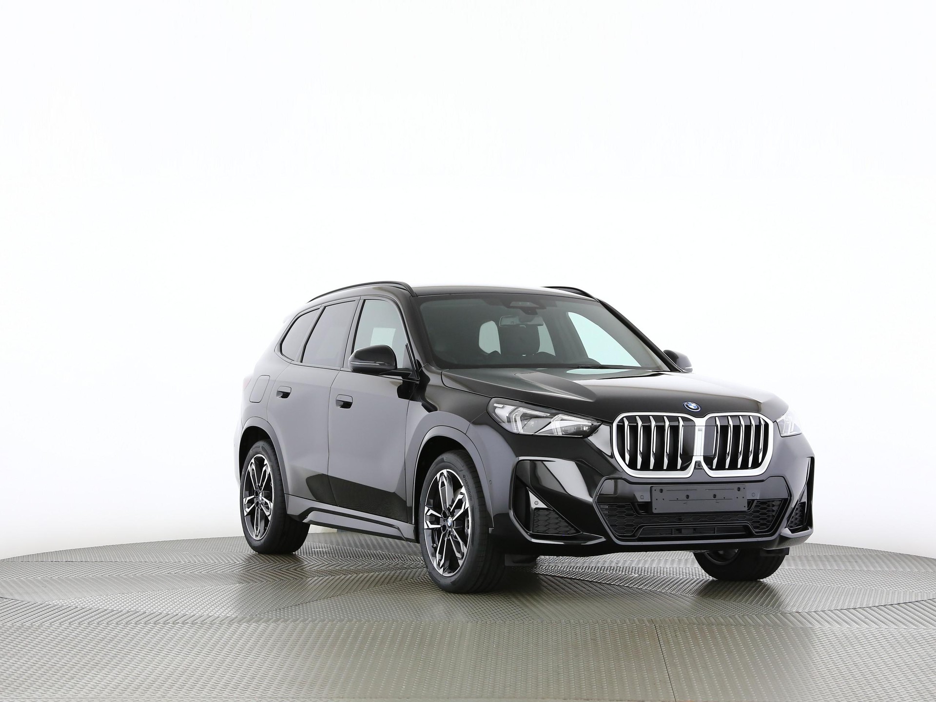 BMW X1 30e xDrive paddles-image-27