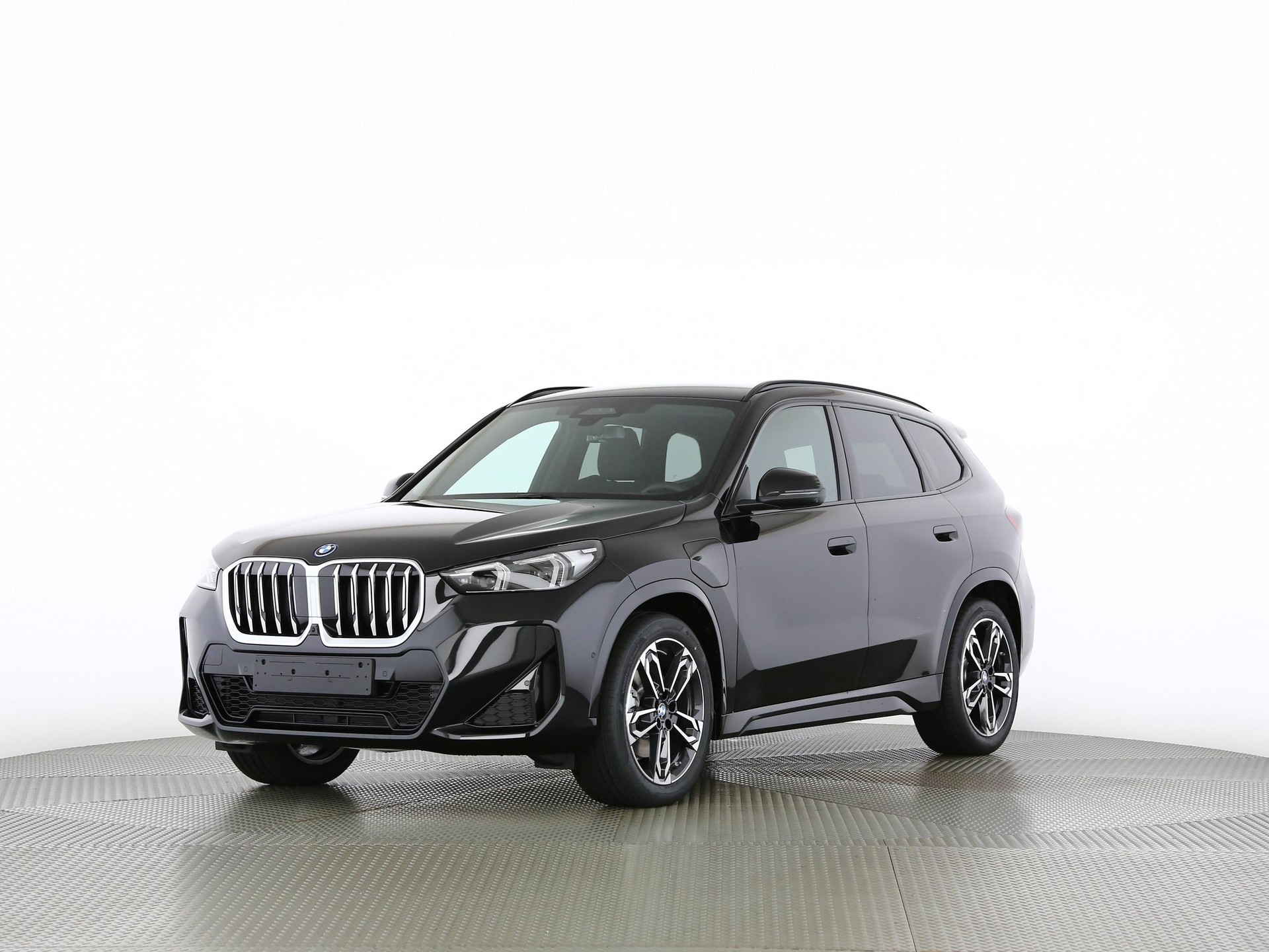 BMW X1 30e xDrive paddles-image-7