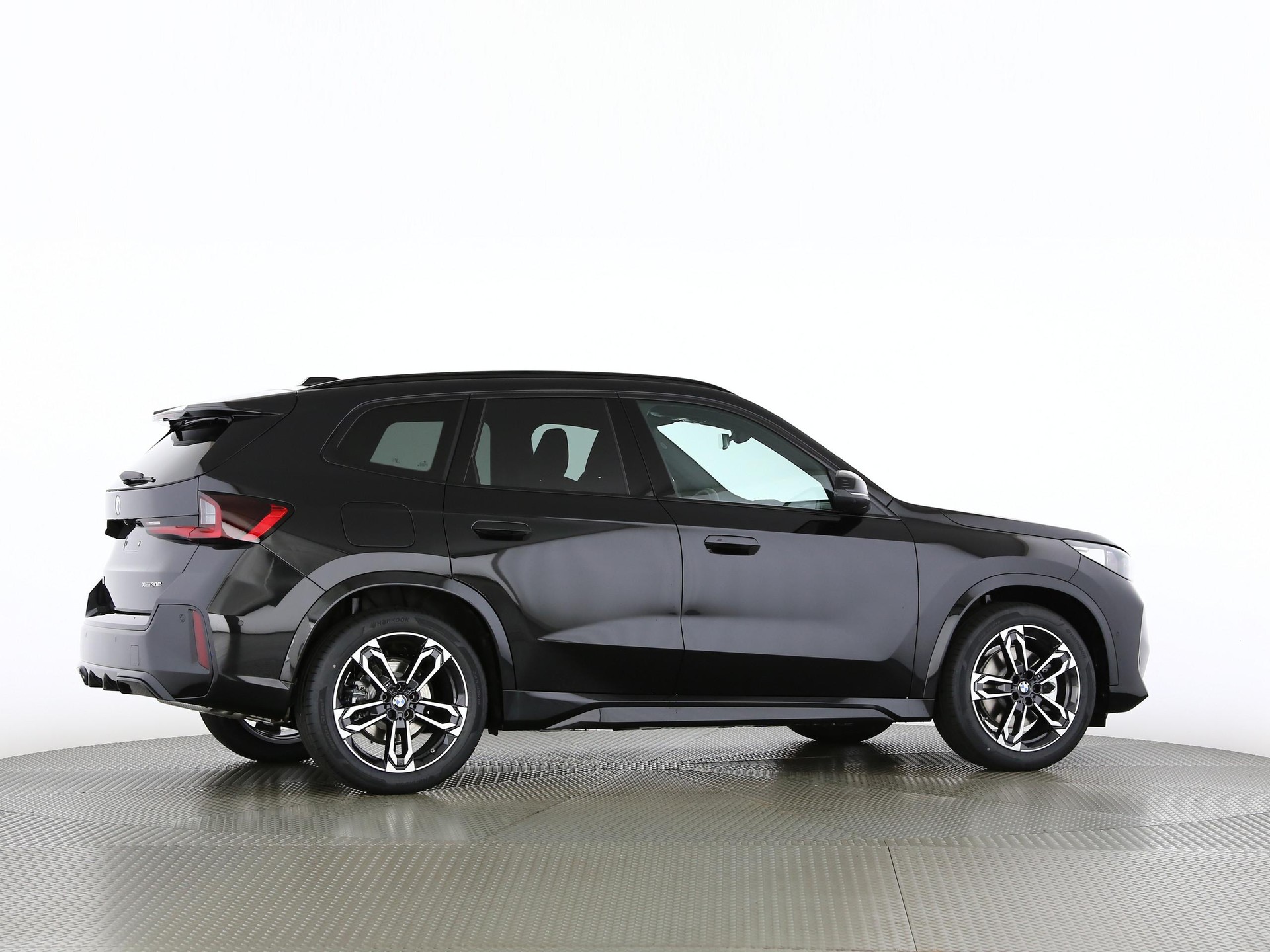 BMW X1 30e xDrive paddles-image-21