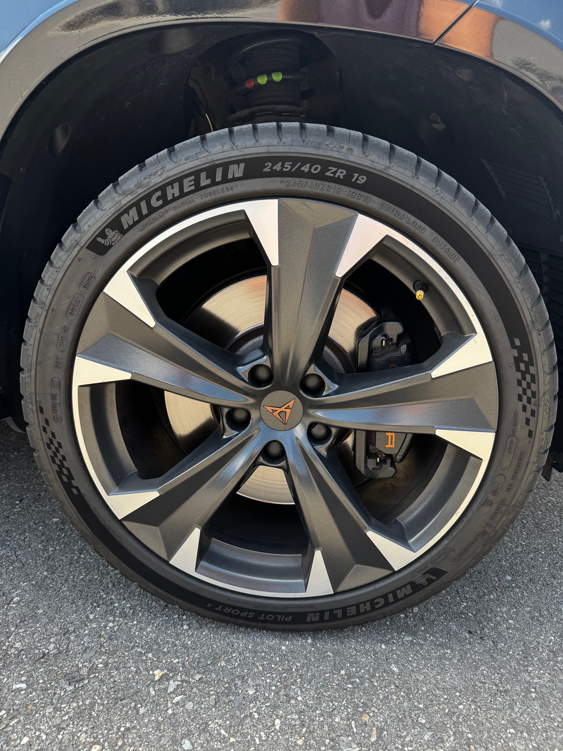 CUPRA 2.0 TSI VZ 4Drive DSG-image-4