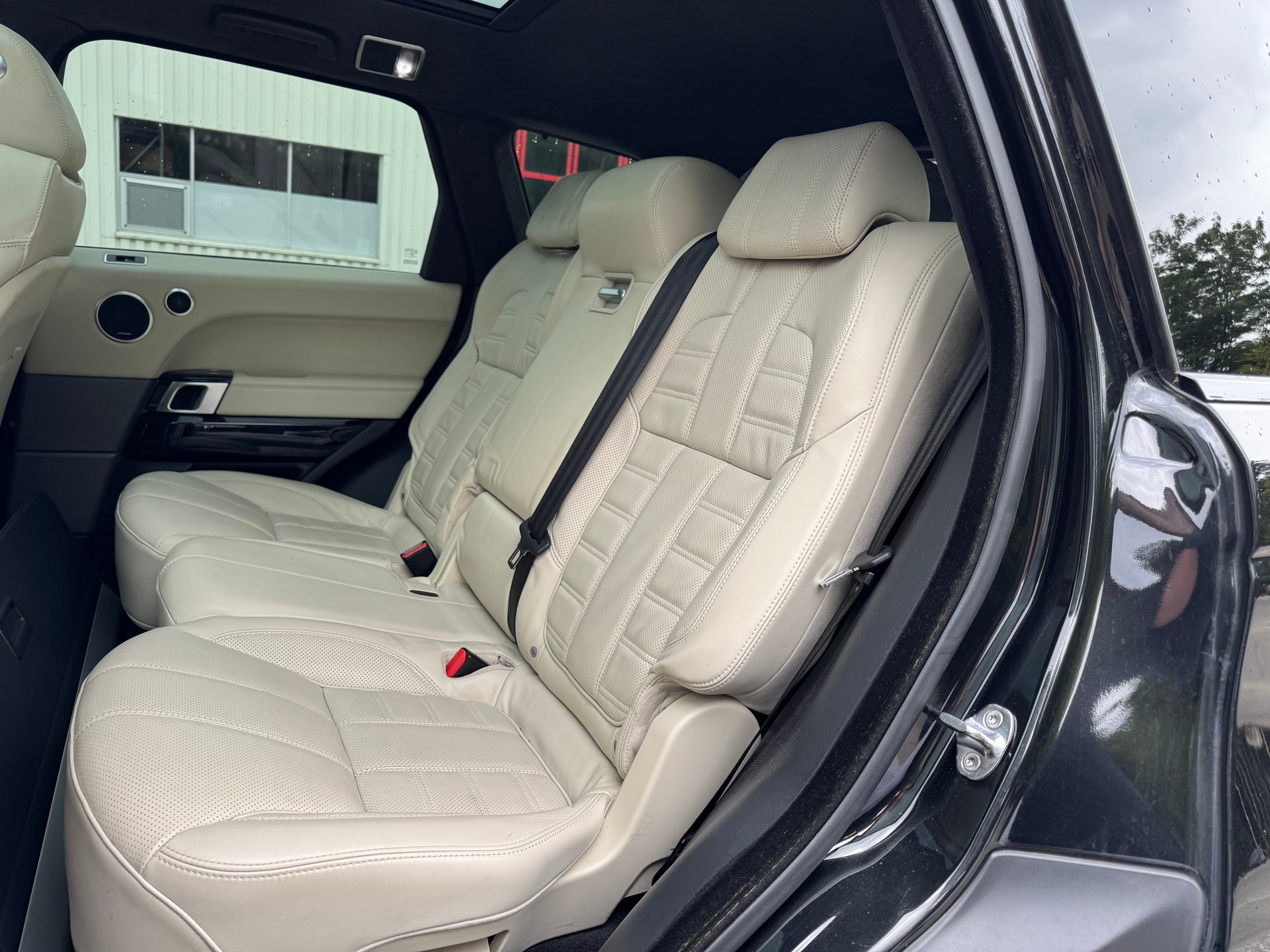LAND ROVER Range Rover Sport 4.4 SDV8 Autobiography Automatic-image-9