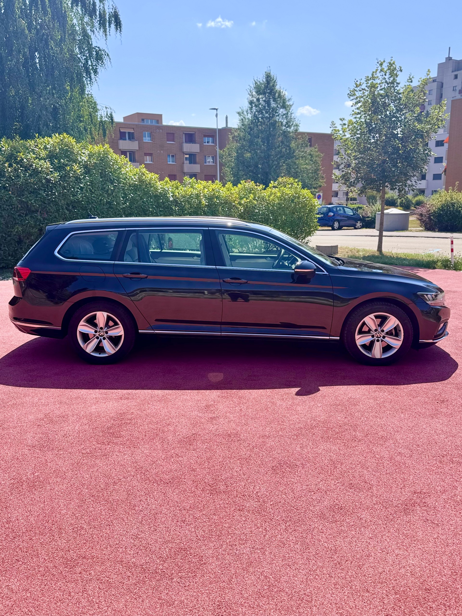 VW Passat 2.0 TDI BMT Elegance 4Motion DSG-showroom-element-3