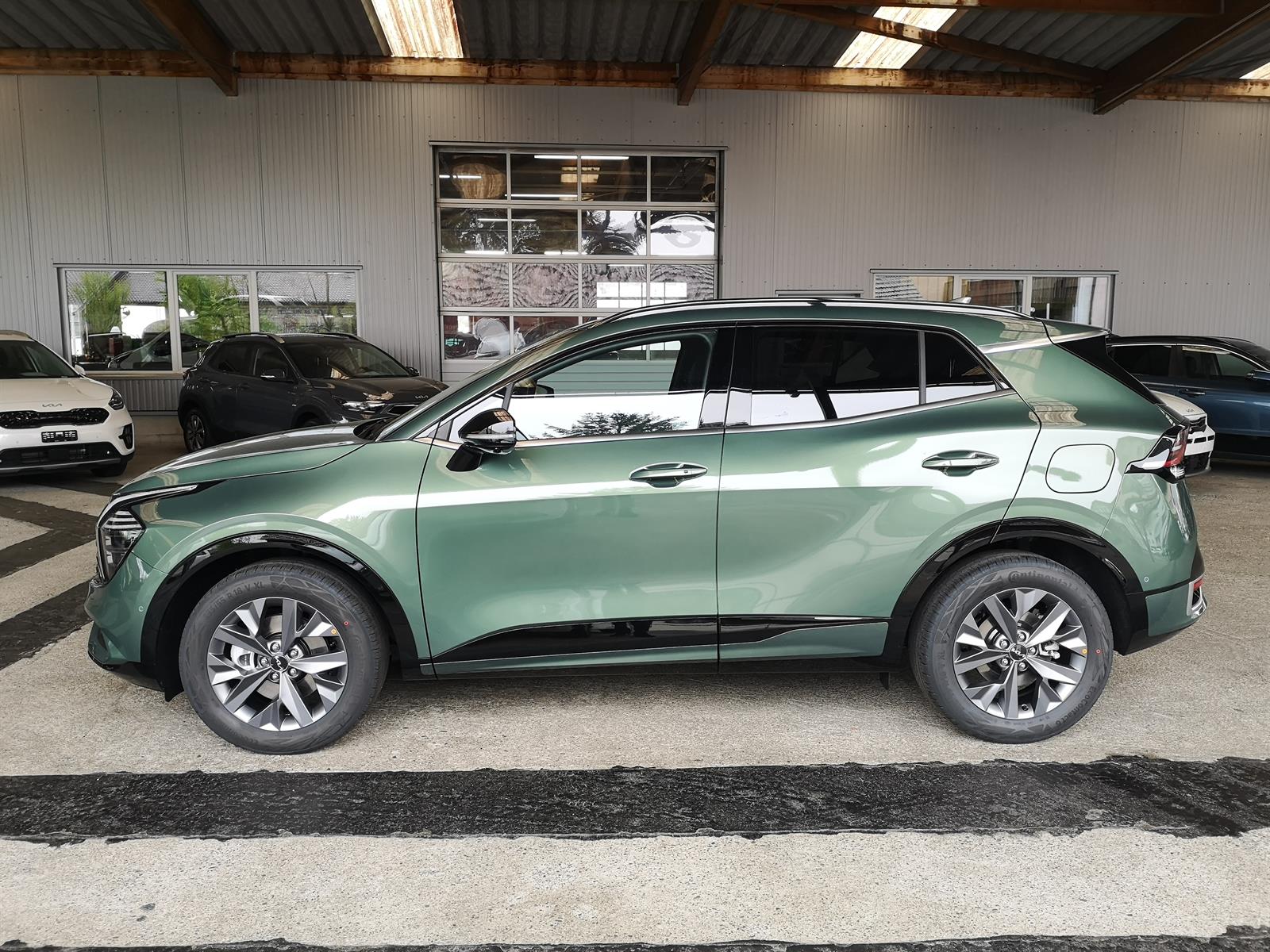 KIA Sportage 1.6 T-GDi Hybrid GT-Line-showroom-element-1