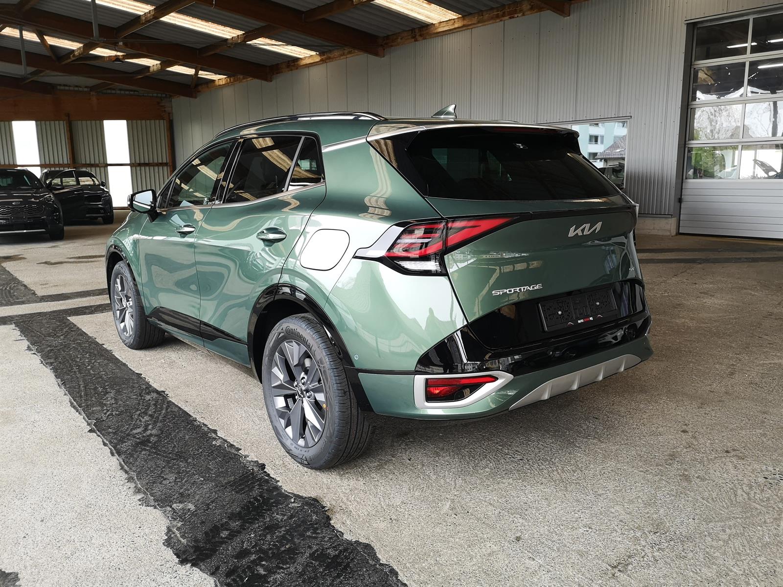 KIA Sportage 1.6 T-GDi Hybrid GT-Line-showroom-element-2