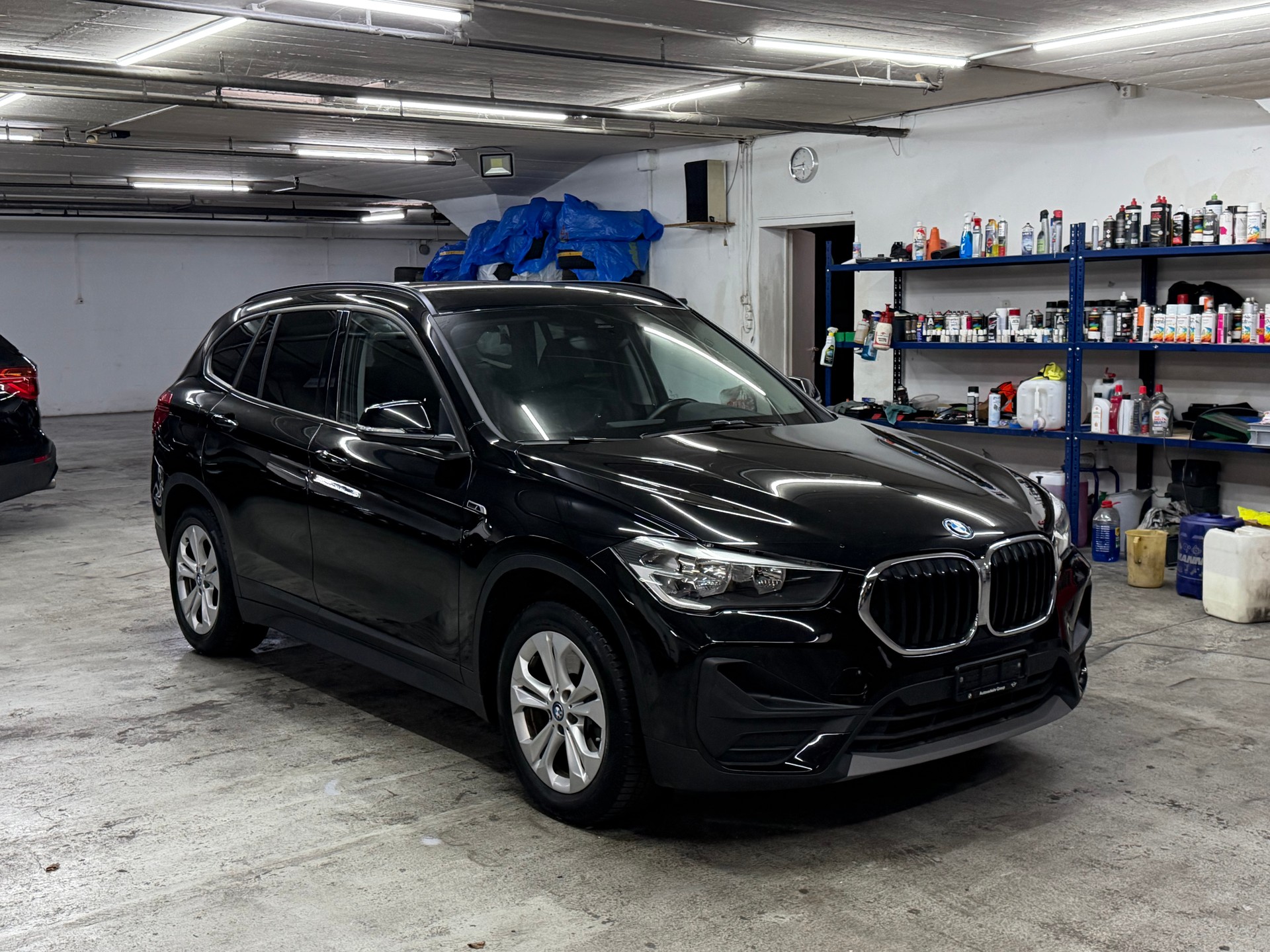 BMW X1 xDrive 25e Steptronic-image-5