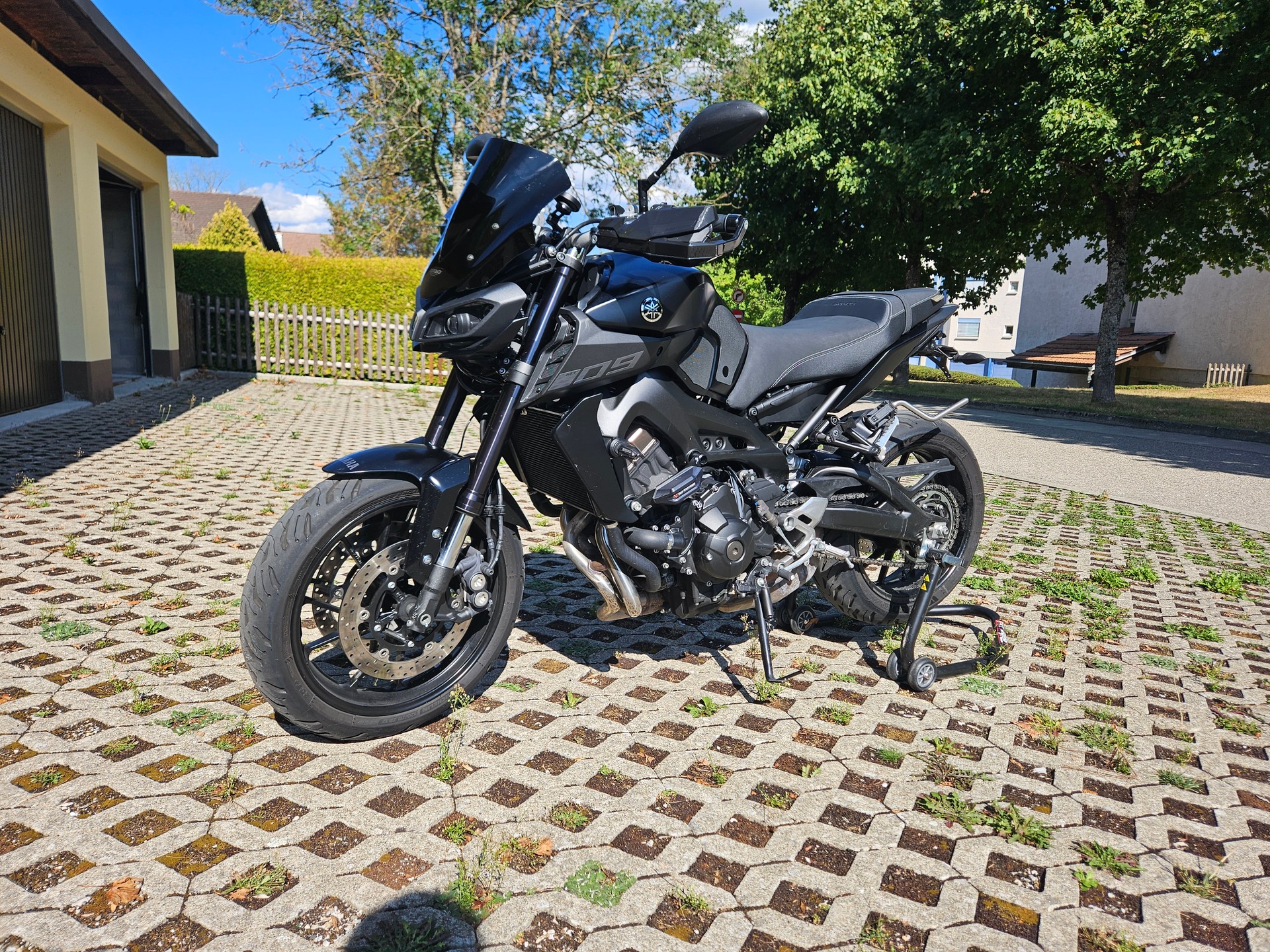 YAMAHA MT-09 ABS-image-0