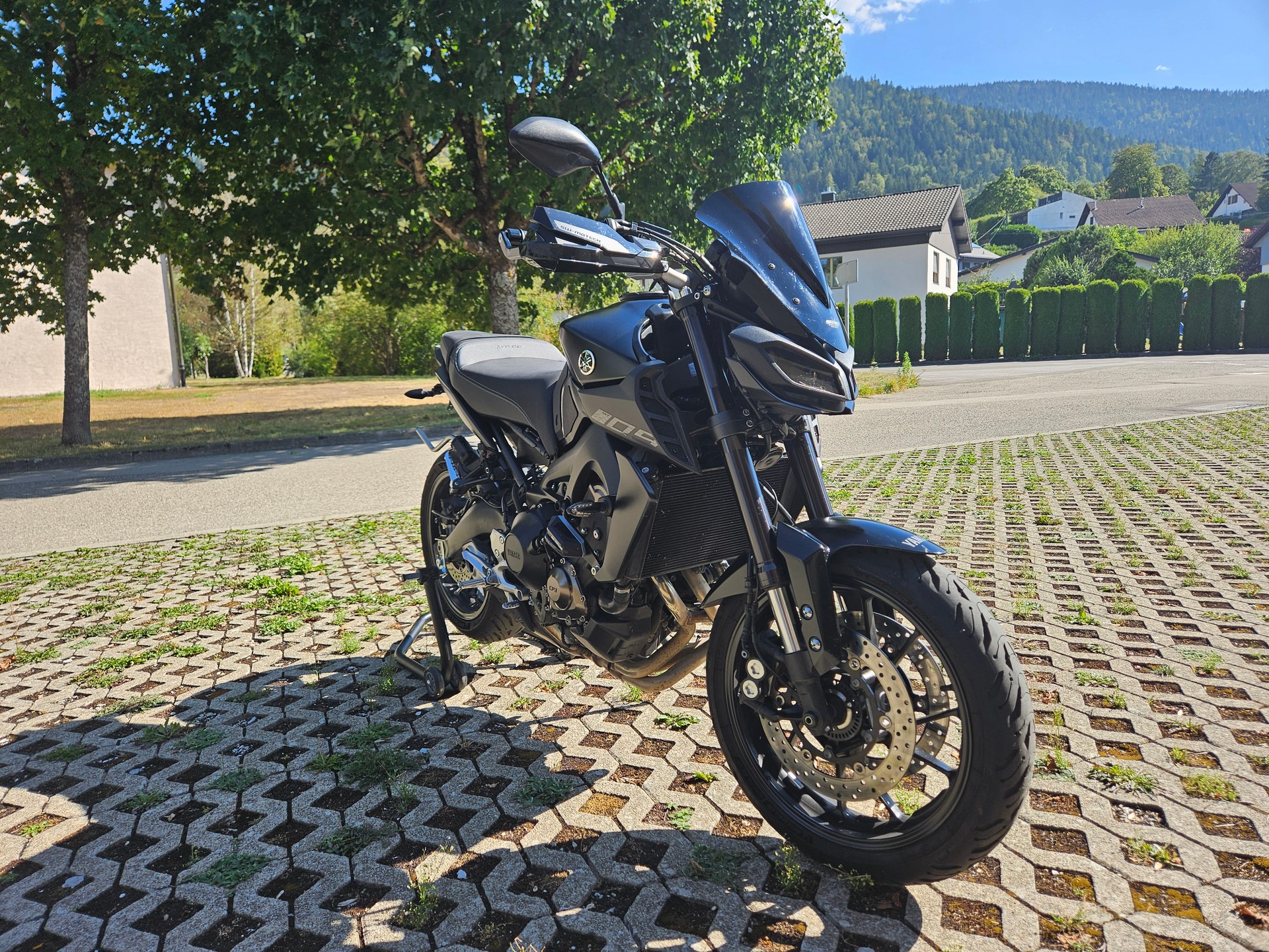 YAMAHA MT-09 ABS-image-2
