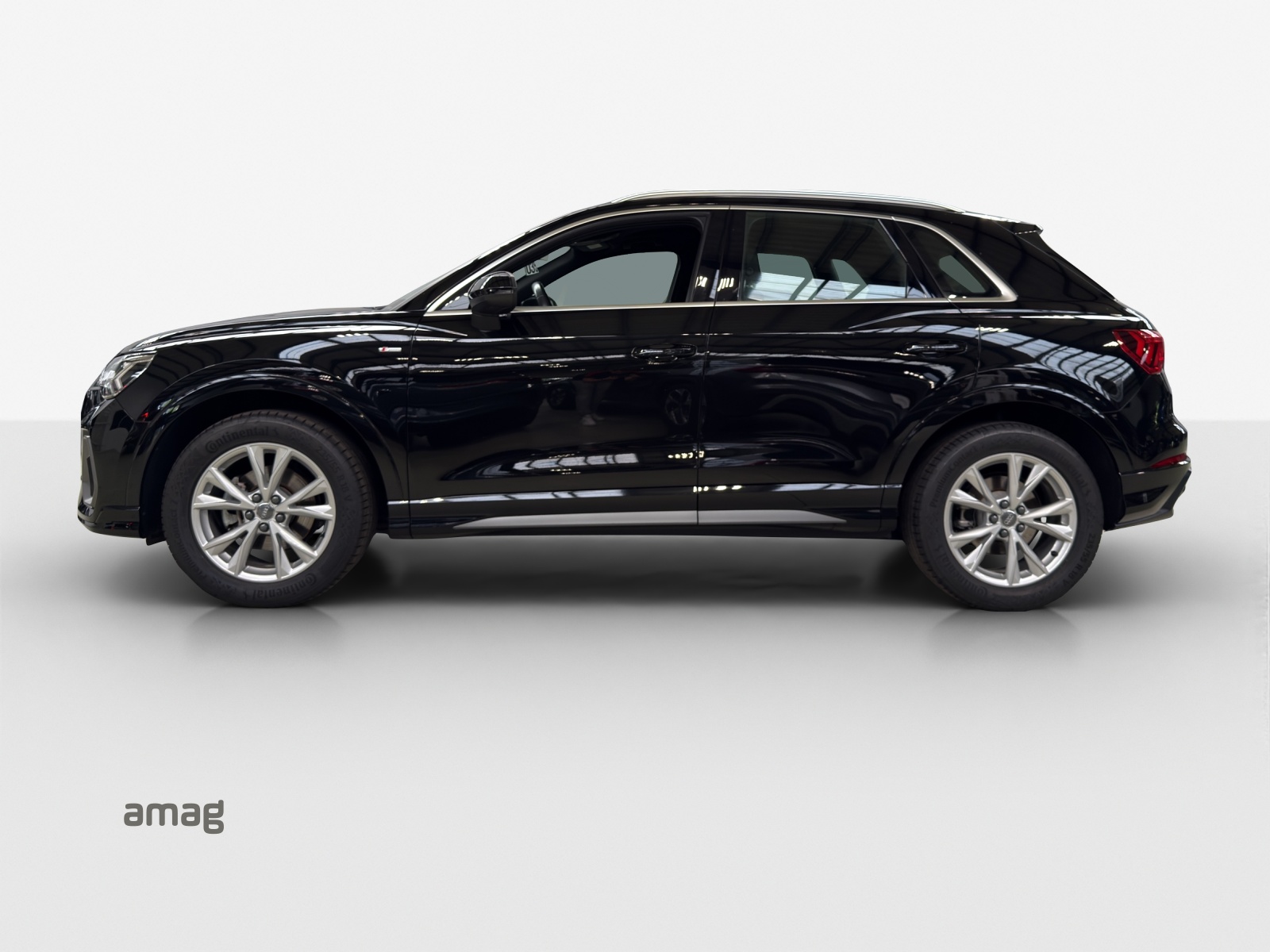 AUDI Q3 35 TFSI S line Attraction S-tronic-showroom-element-1