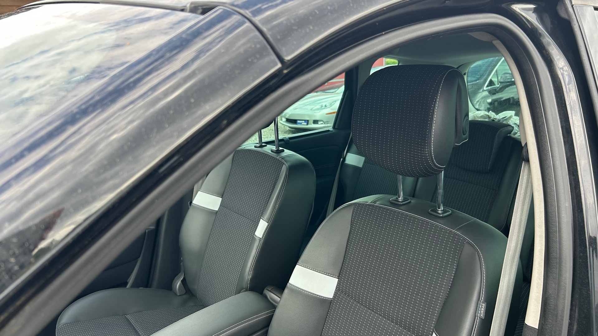 RENAULT Scénic 1.4 16V Turbo Bose-showroom-element-3