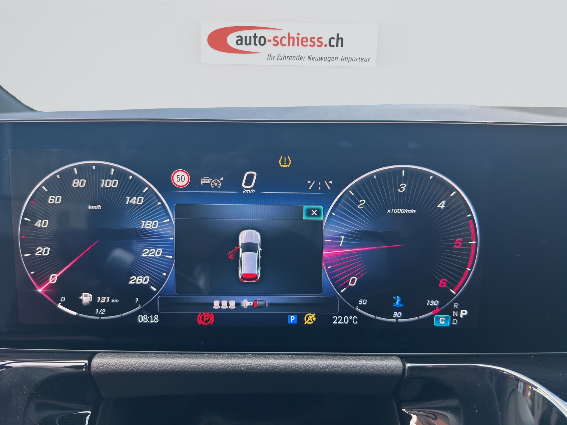 MERCEDES-BENZ GLA 220d 4Matic 8G-DCT AMG Line Night-image-6