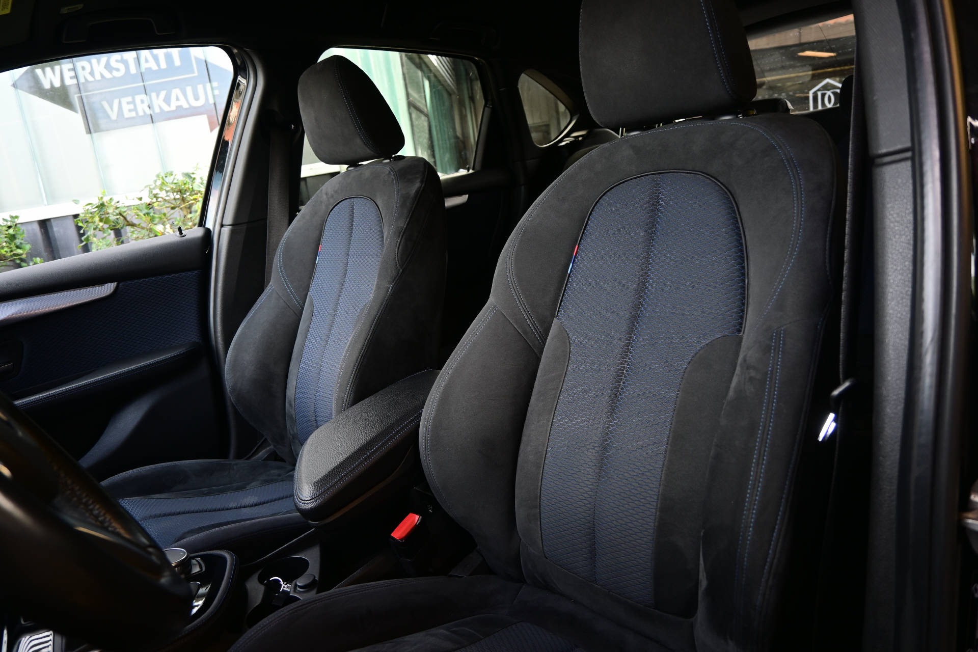 BMW 218d xDrive SAG Active Tourer *M-Sportpaket*-image-12