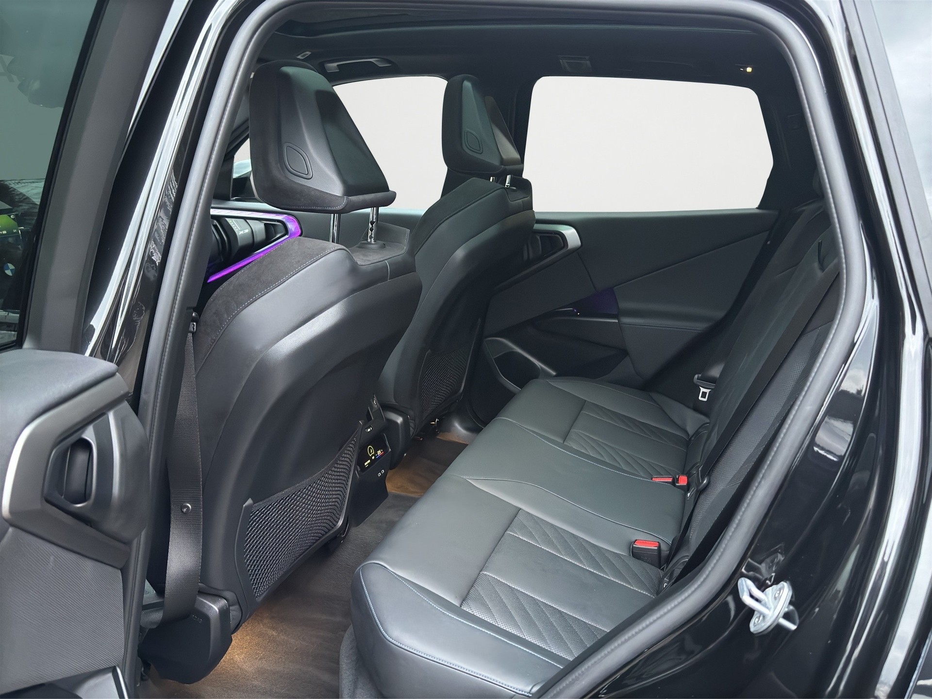 BMW X3 xDrive 20 48V M Sport Pro 4x4 Panoramadach / Driving Assitant & Parking Assistant PLUS-image-13