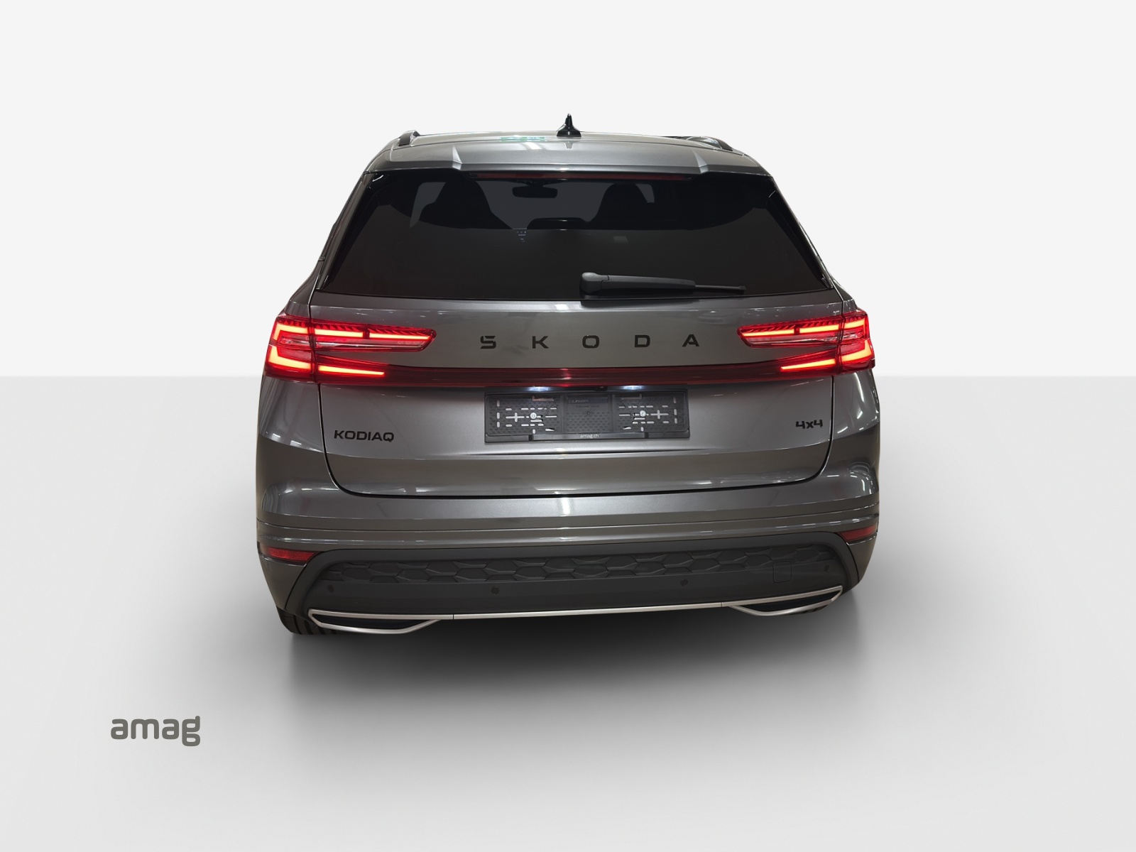 SKODA Kodiaq 2.0 TSI Sportline 4x4-showroom-element-3