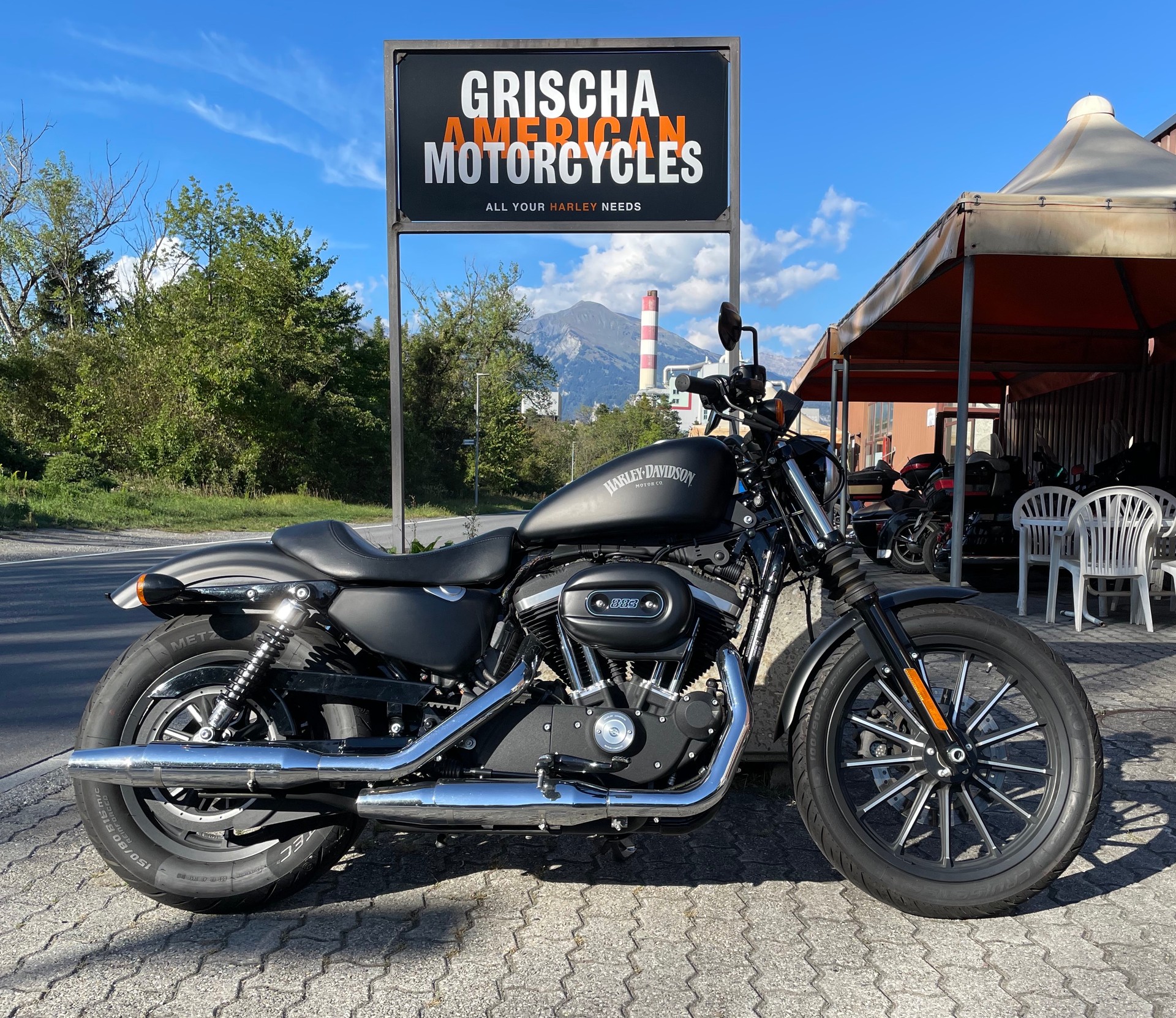 HARLEY-DAVIDSON XL 883 N Sportster Iron ABS-image-0