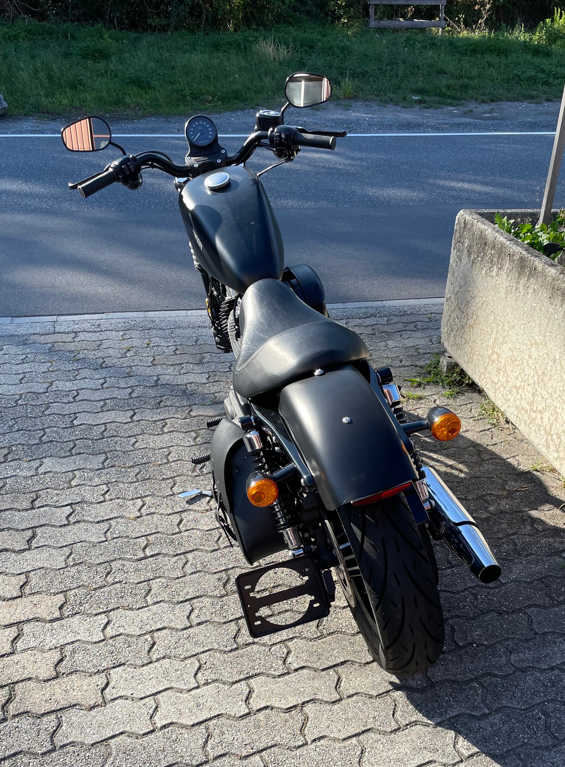 HARLEY-DAVIDSON XL 883 N Sportster Iron ABS-image-5