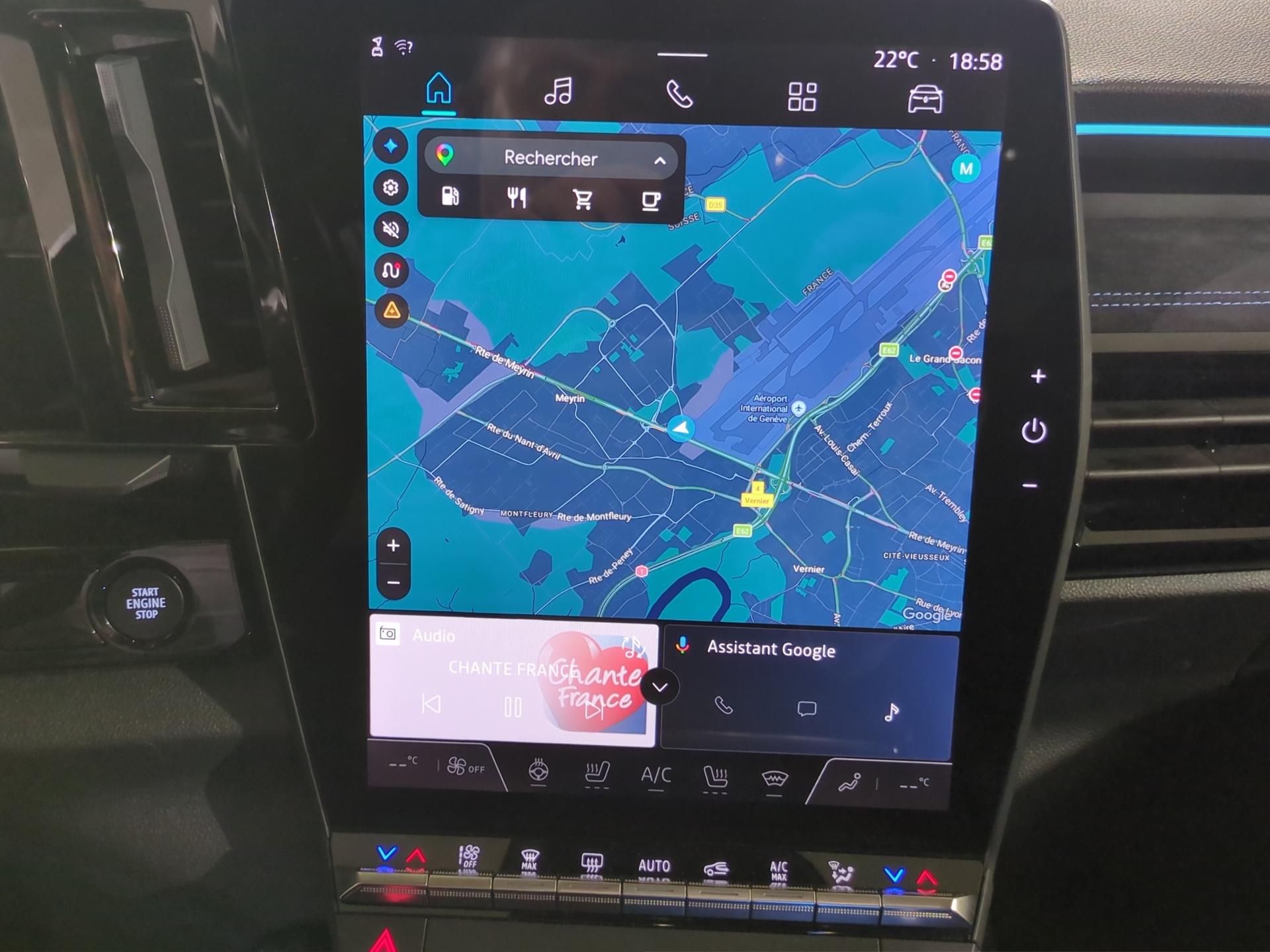 RENAULT Austral 1.2 HEV 200 Iconic Esprit Alpine A-image-12