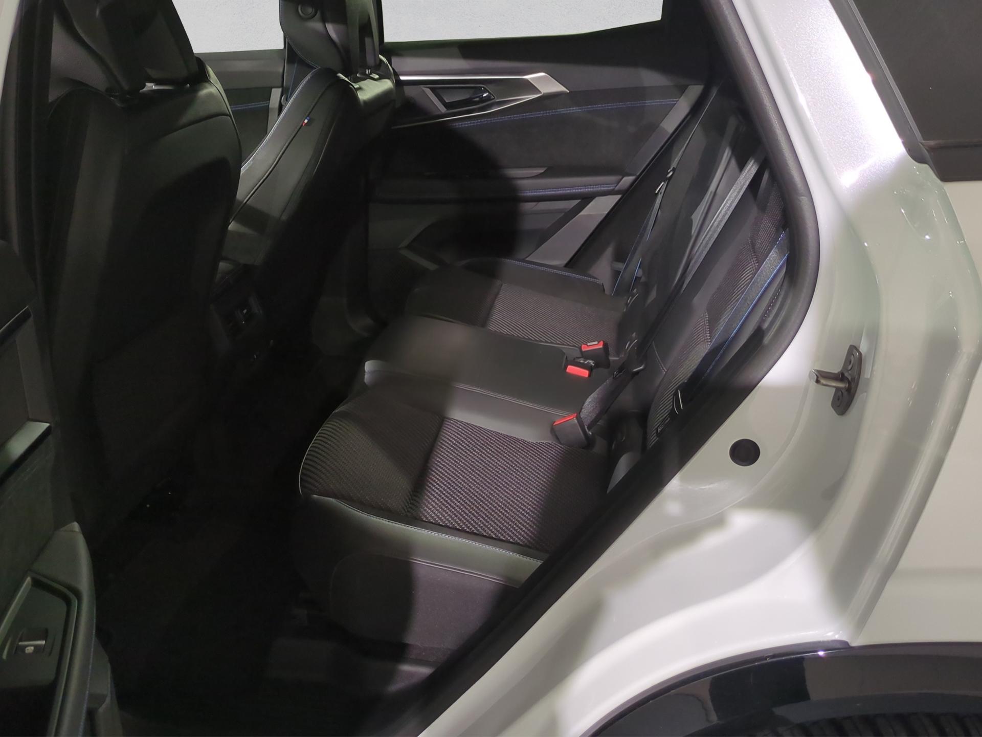 RENAULT Austral 1.2 HEV 200 Iconic Esprit Alpine A-image-14