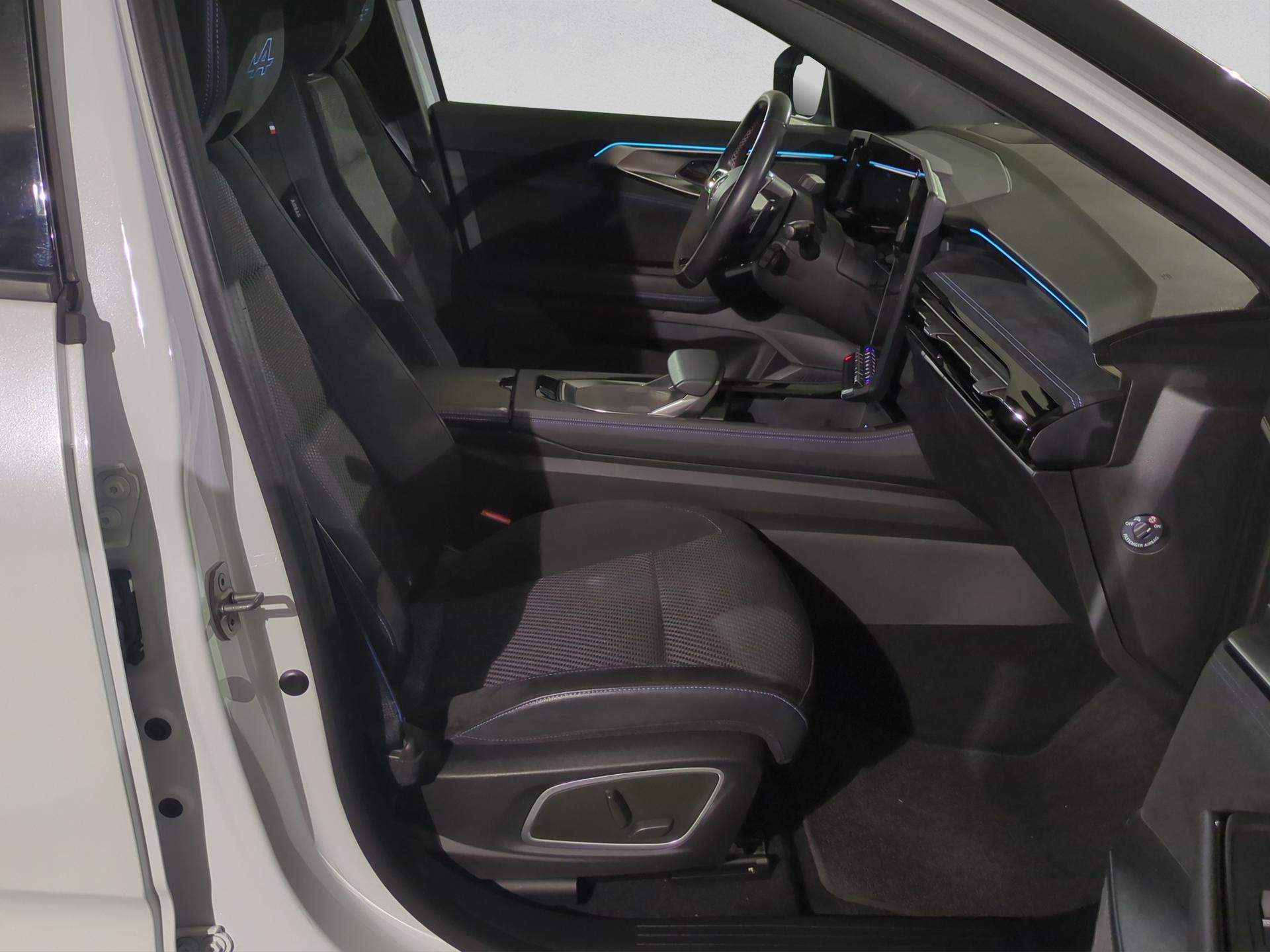 RENAULT Austral 1.2 HEV 200 Iconic Esprit Alpine A-image-16