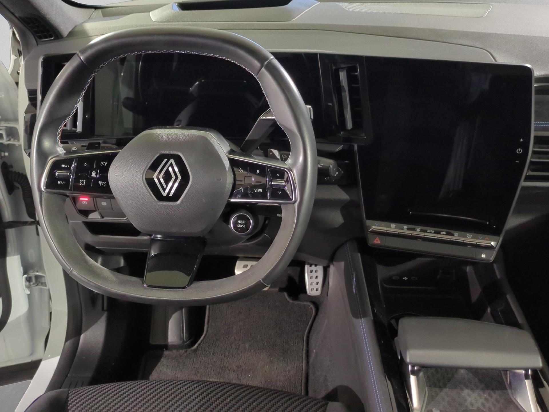 RENAULT Austral 1.2 HEV 200 Iconic Esprit Alpine A-image-13