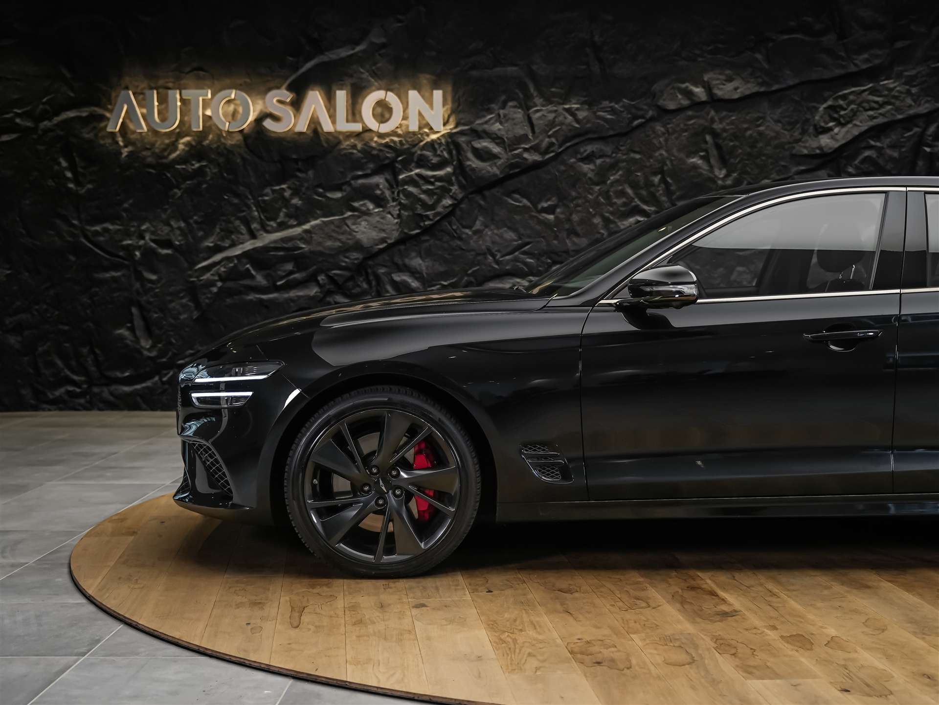 GENESIS G70 2.0 TGDI Sport AT8 AWD *ALL BLACK*Werksgarantie*Lenkradheizung*Sitzbelüftung*Head-Up*-image-16