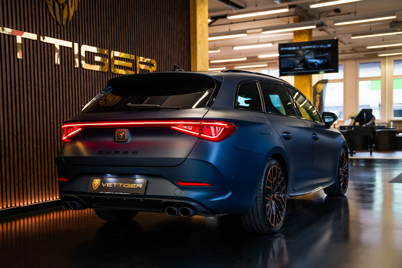 CUPRA LEON ST 2.0 TSI VZ CUP DSG 4Drive-image-6